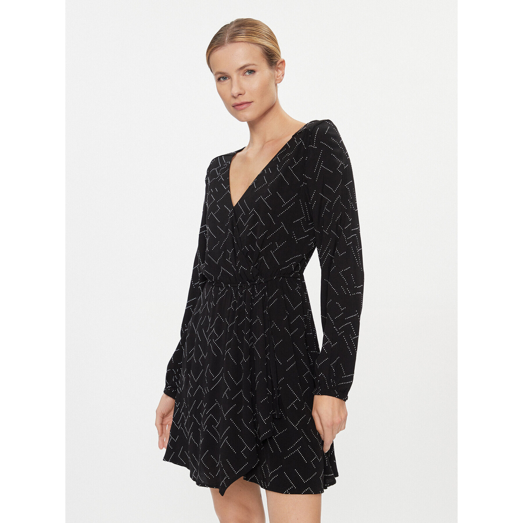 Pepe Jeans Ежедневна рокля Amber PL953442 Черен Regular Fit - Pepit.bg
