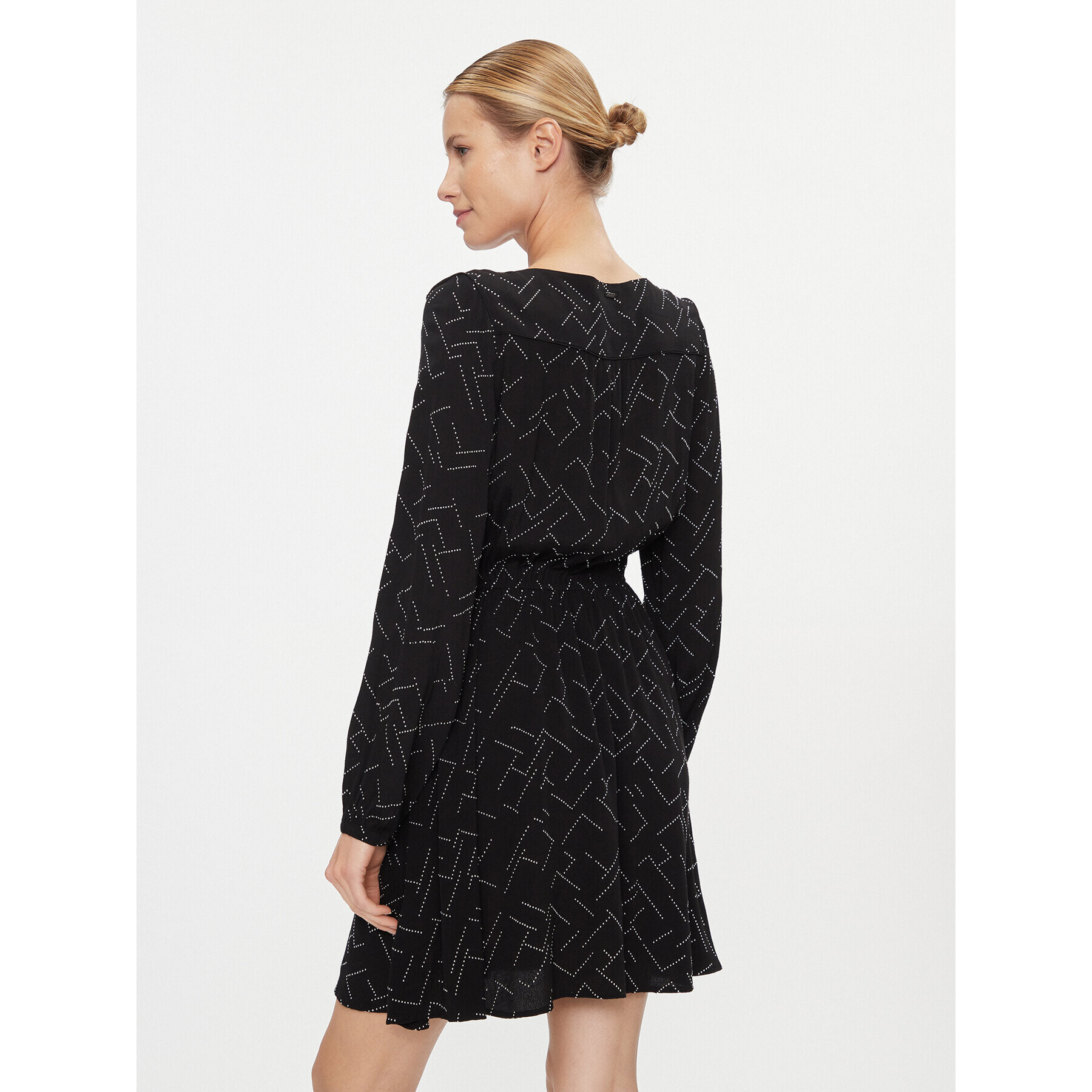 Pepe Jeans Ежедневна рокля Amber PL953442 Черен Regular Fit - Pepit.bg