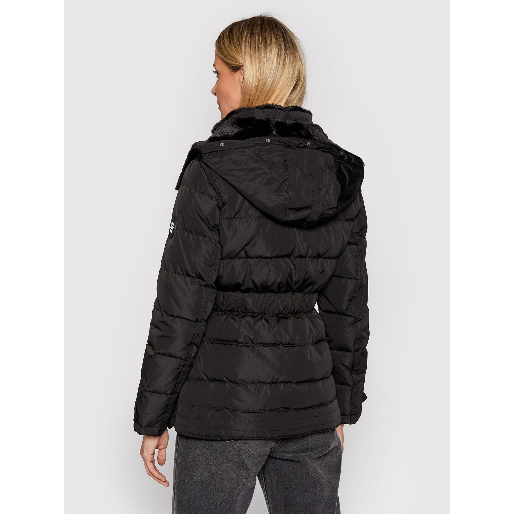 Pepe Jeans Пухено яке Frida PL401962 Черен Regular Fit - Pepit.bg