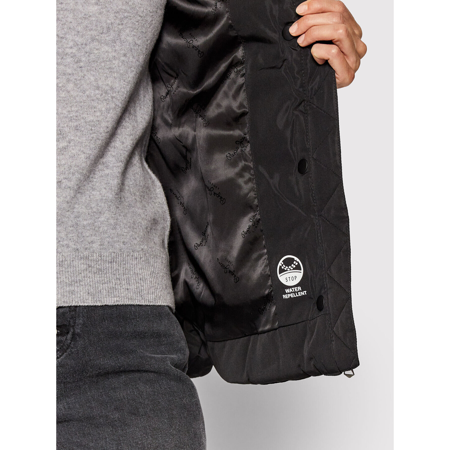 Pepe Jeans Пухено яке Frida PL401962 Черен Regular Fit - Pepit.bg