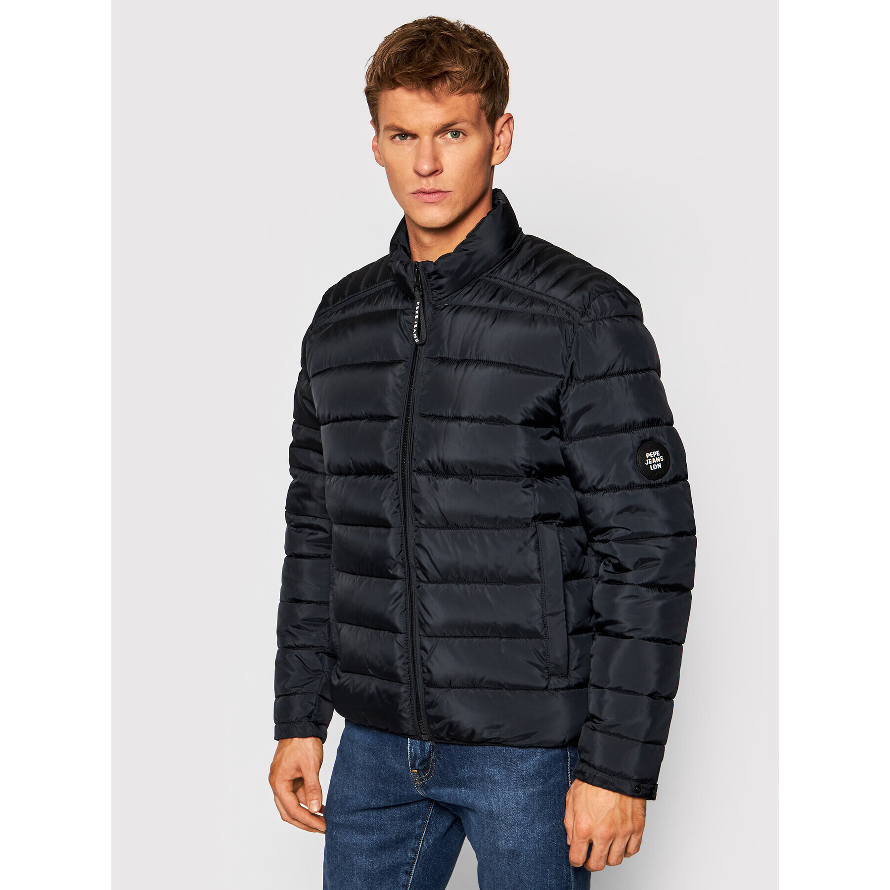 Pepe Jeans Пухено яке Heinrich PM402450 Черен Regular Fit - Pepit.bg