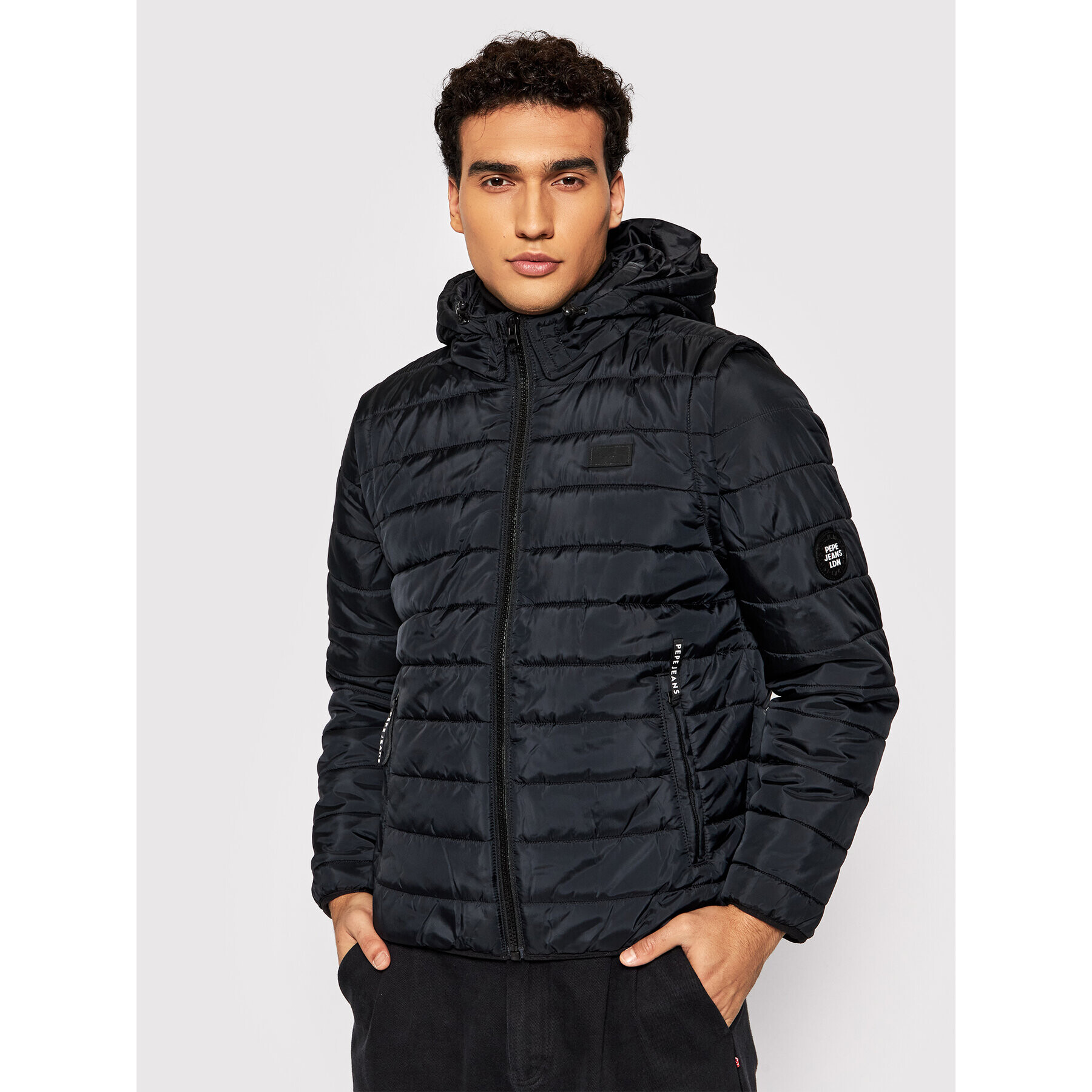 Pepe Jeans Пухено яке Hiram PM402452 Черен Regular Fit - Pepit.bg