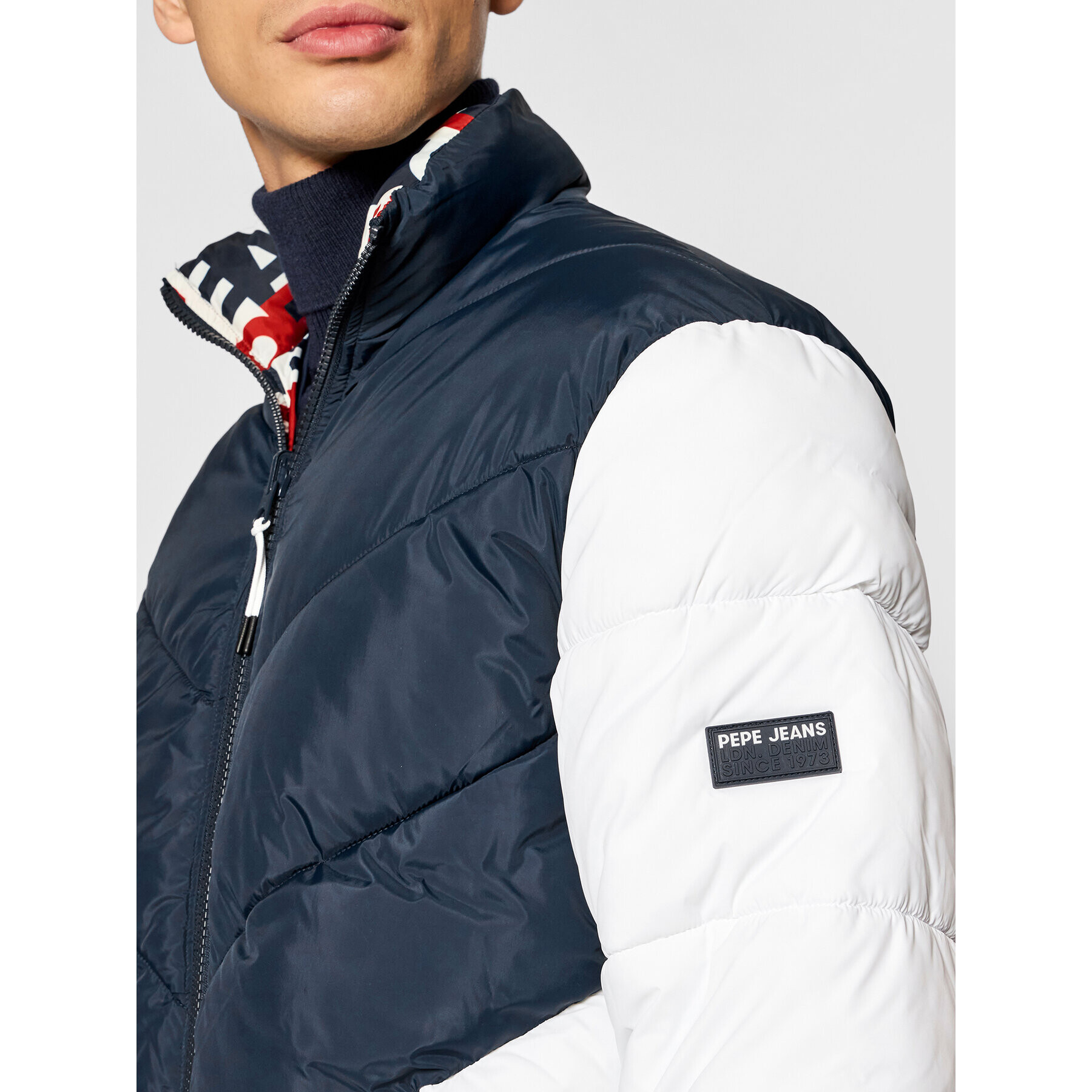 Pepe Jeans Пухено яке Mark PM402454 Цветен Regular Fit - Pepit.bg