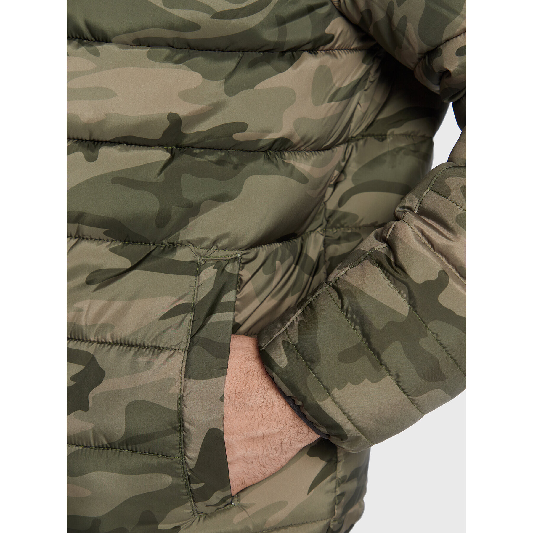 Pepe Jeans Пухено яке Jack Camo PM402588 Зелен Regular Fit - Pepit.bg