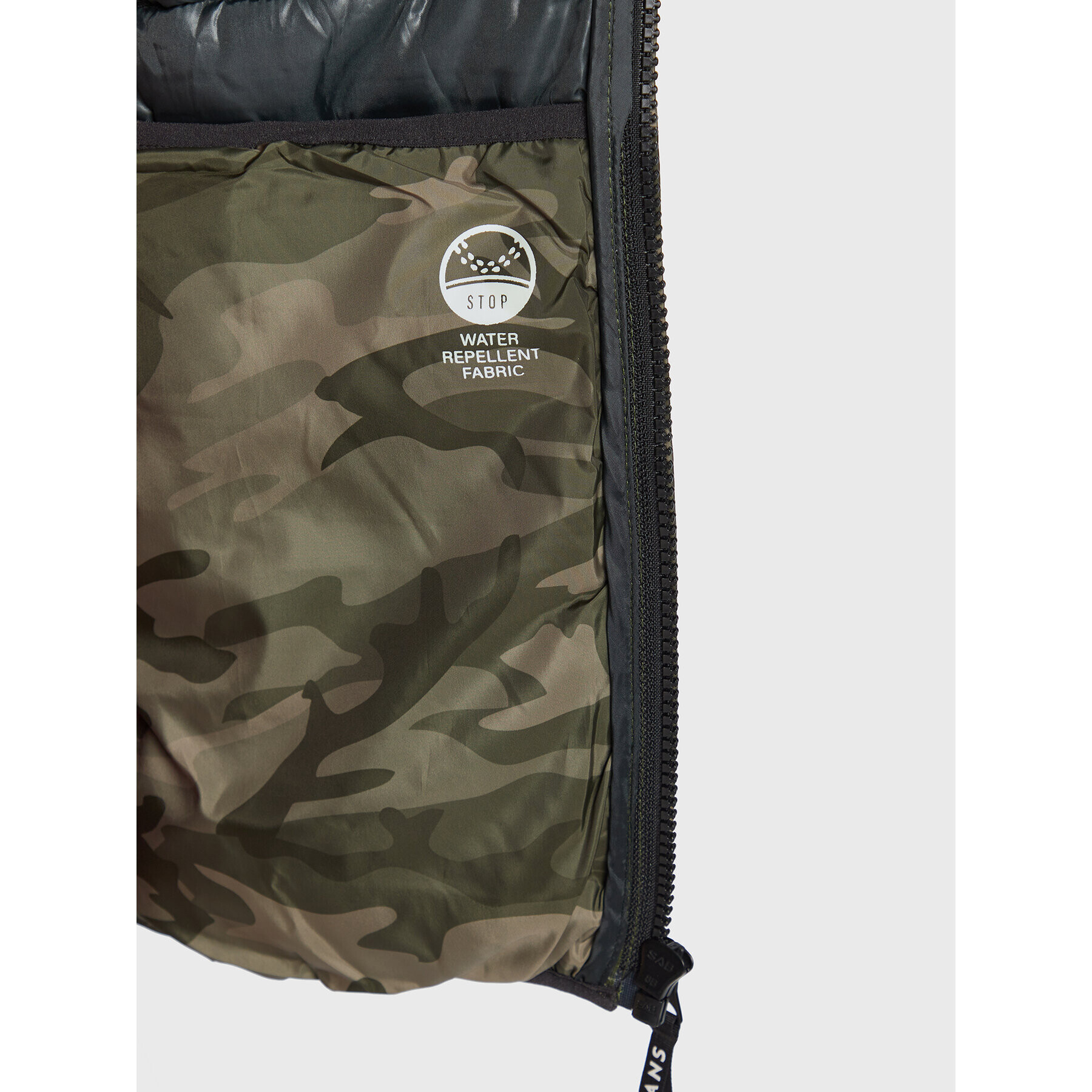 Pepe Jeans Пухено яке Jack Camo PM402588 Зелен Regular Fit - Pepit.bg