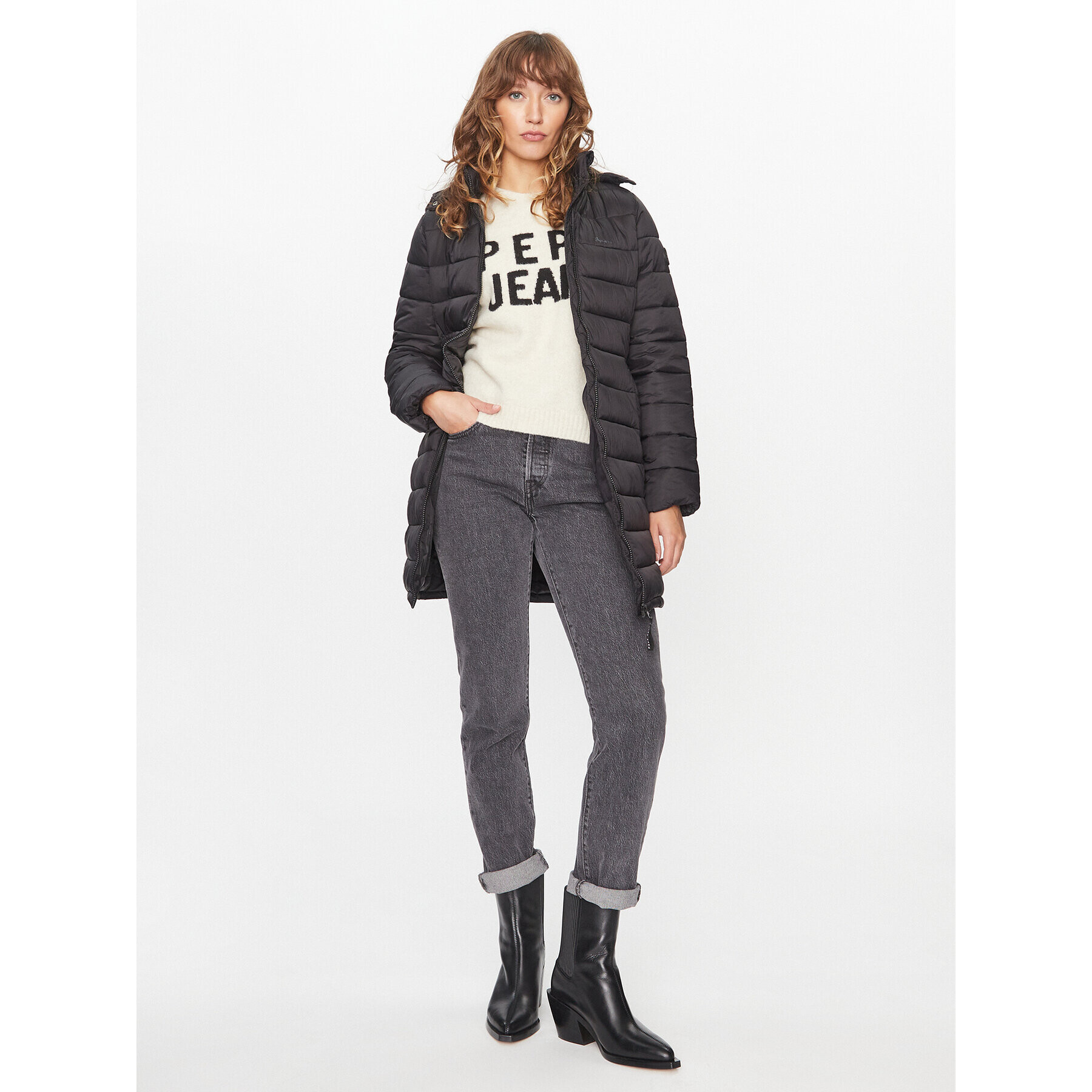 Pepe Jeans Пухено яке Maddie Long PL402252 Черен Regular Fit - Pepit.bg