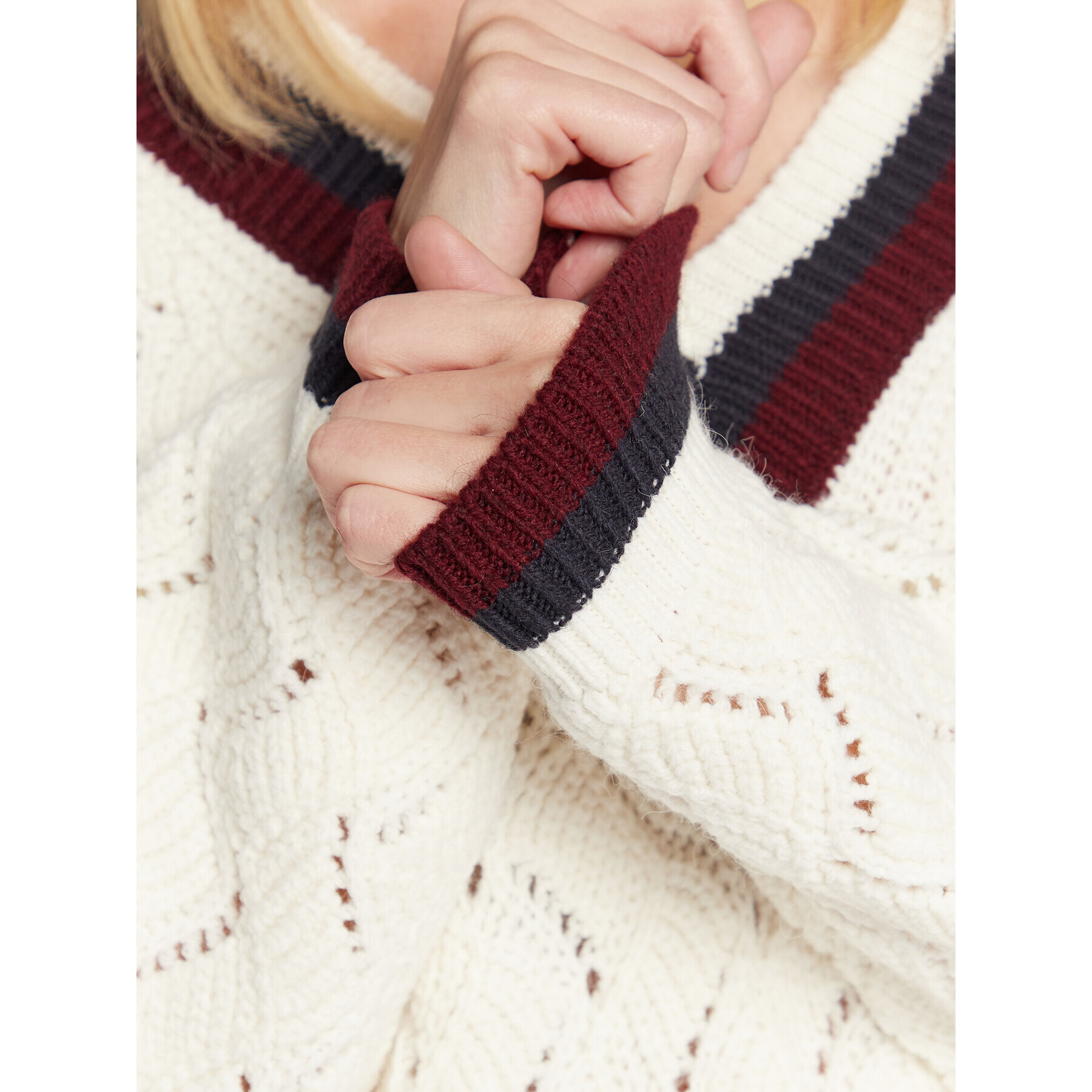Pepe Jeans Пуловер Bellamy PL701889 Екрю Relaxed Fit - Pepit.bg