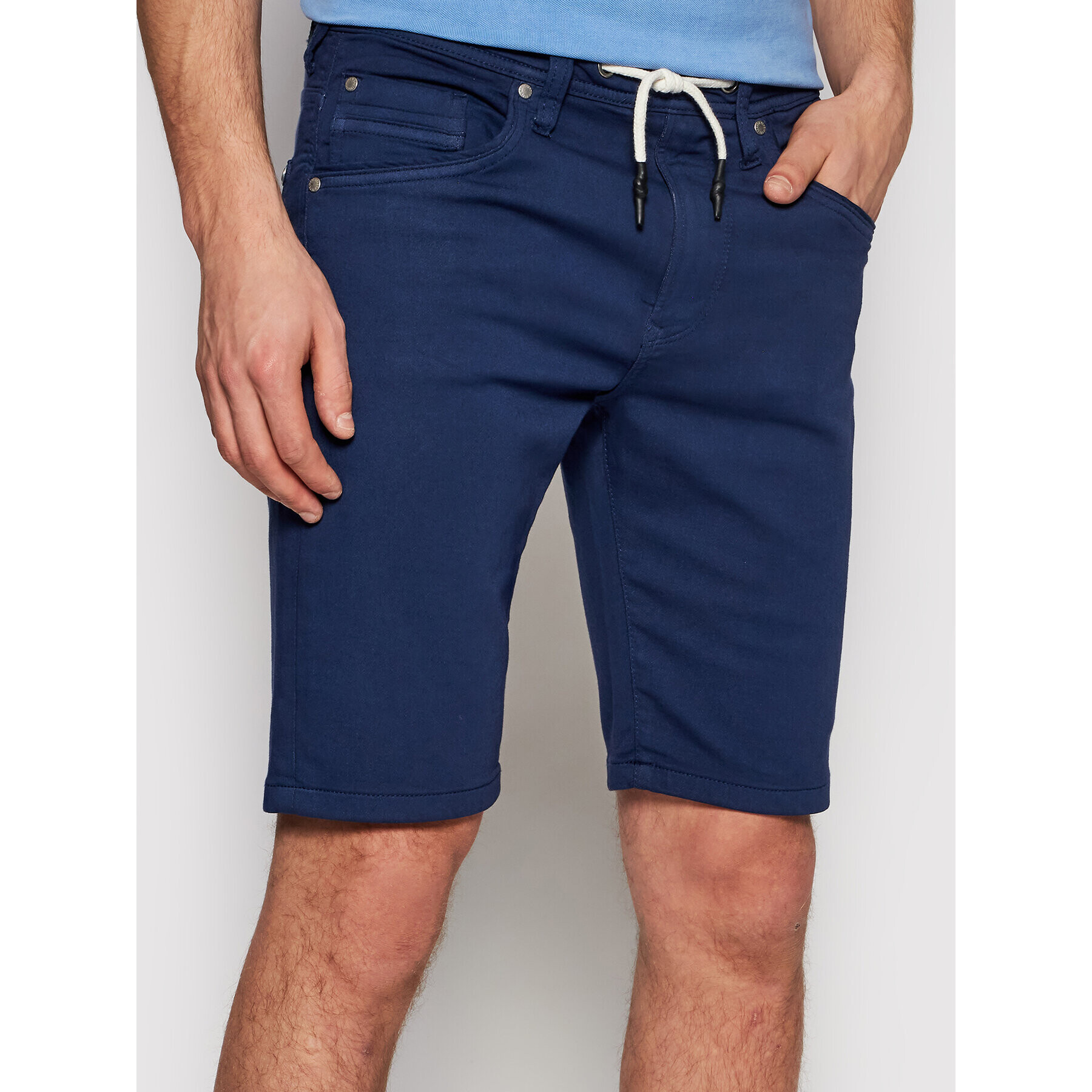 Pepe Jeans Шорти от плат Jagger PM800720 Тъмносин Regular Fit - Pepit.bg