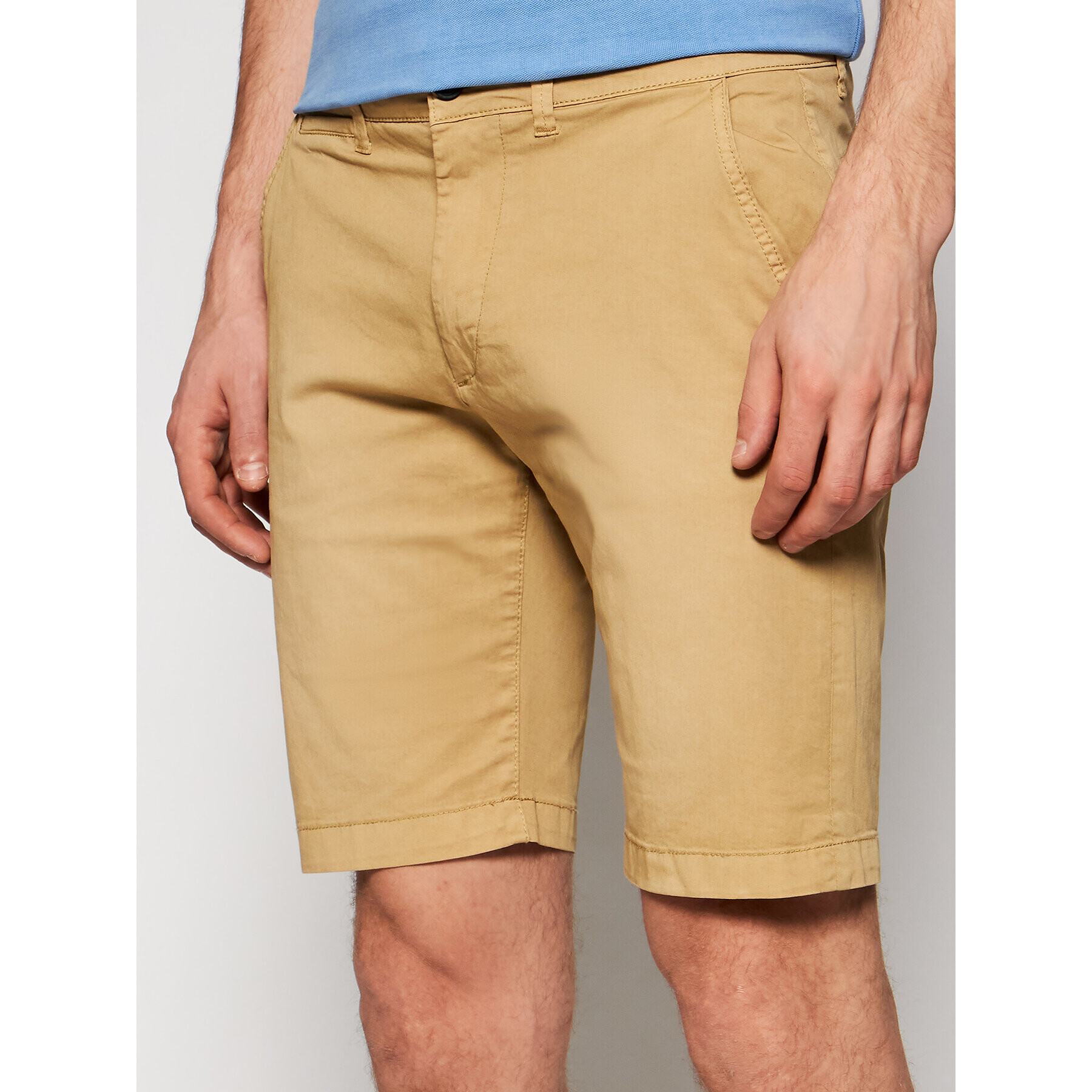 Pepe Jeans Шорти от плат Mc Queen PM800227 Кафяв Regular Fit - Pepit.bg