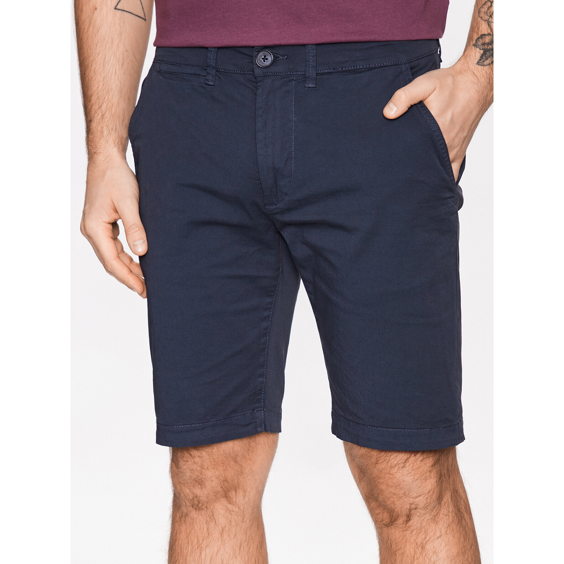 Pepe Jeans Шорти от плат Mc Queen Short PM800938C75 Тъмносин Regular Fit - Pepit.bg