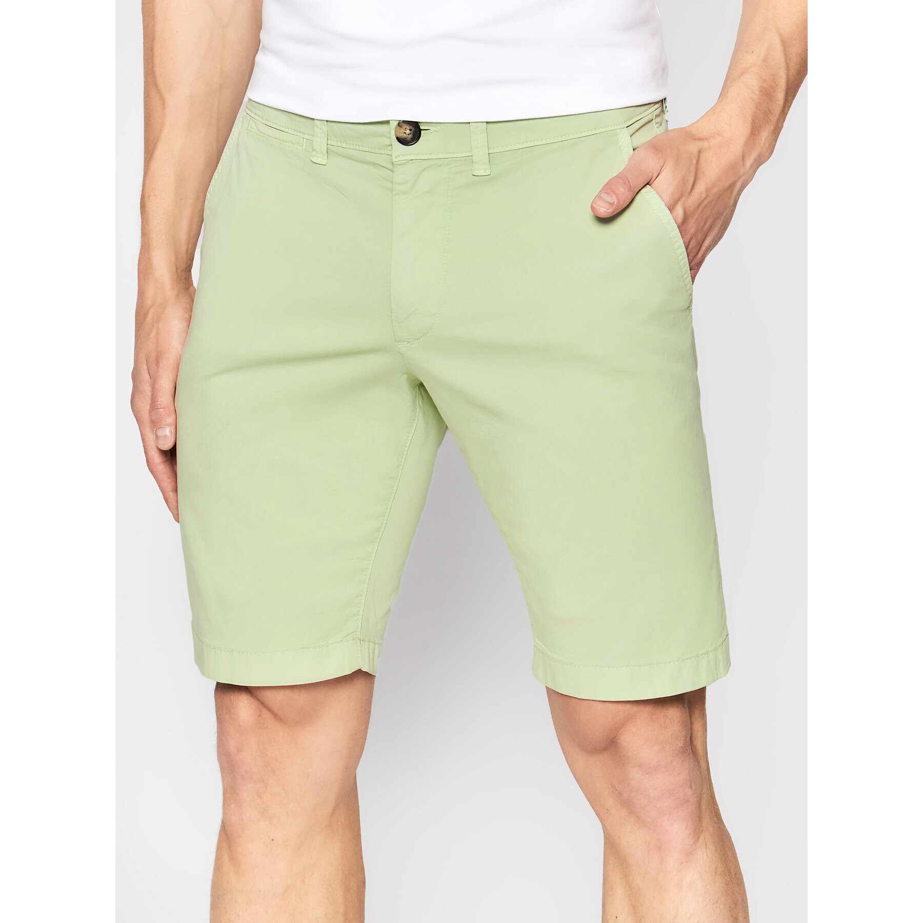 Pepe Jeans Шорти от плат Queen PM800938 Зелен Regular Fit - Pepit.bg