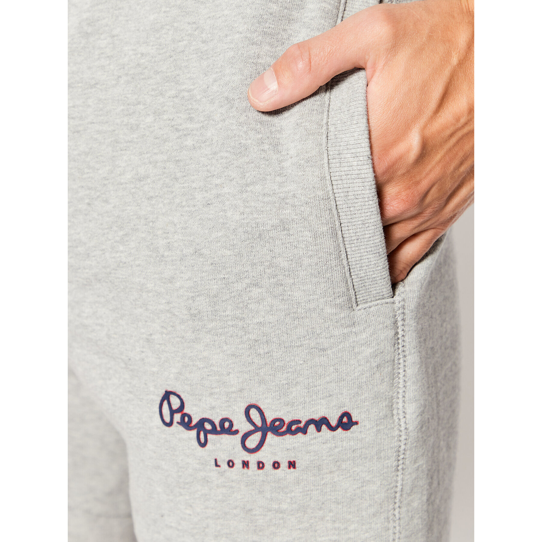 Pepe Jeans Спортни шорти George PM800912 Сив Regular Fit - Pepit.bg