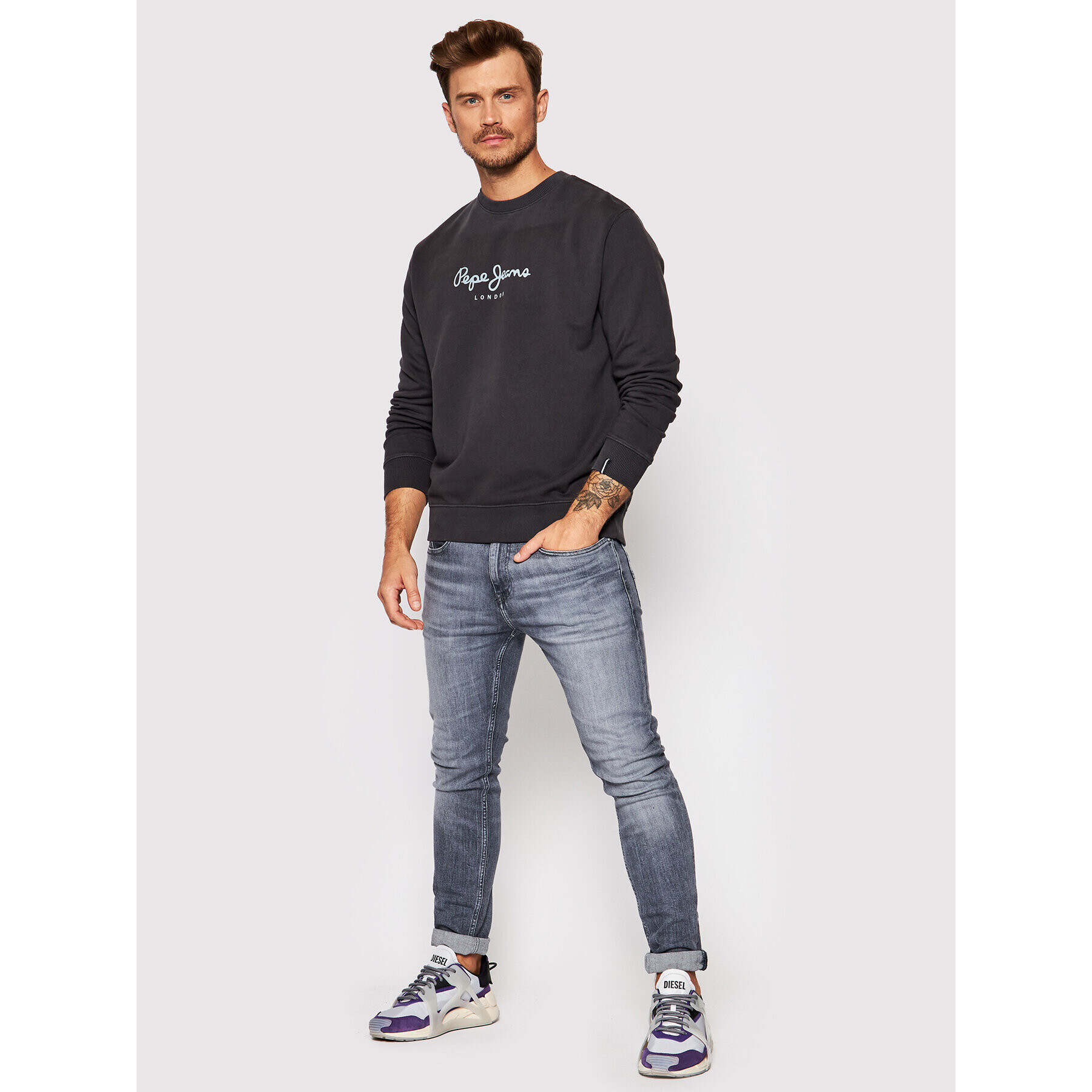 Pepe Jeans Суитшърт Dylan PM582056 Черен Regular Fit - Pepit.bg