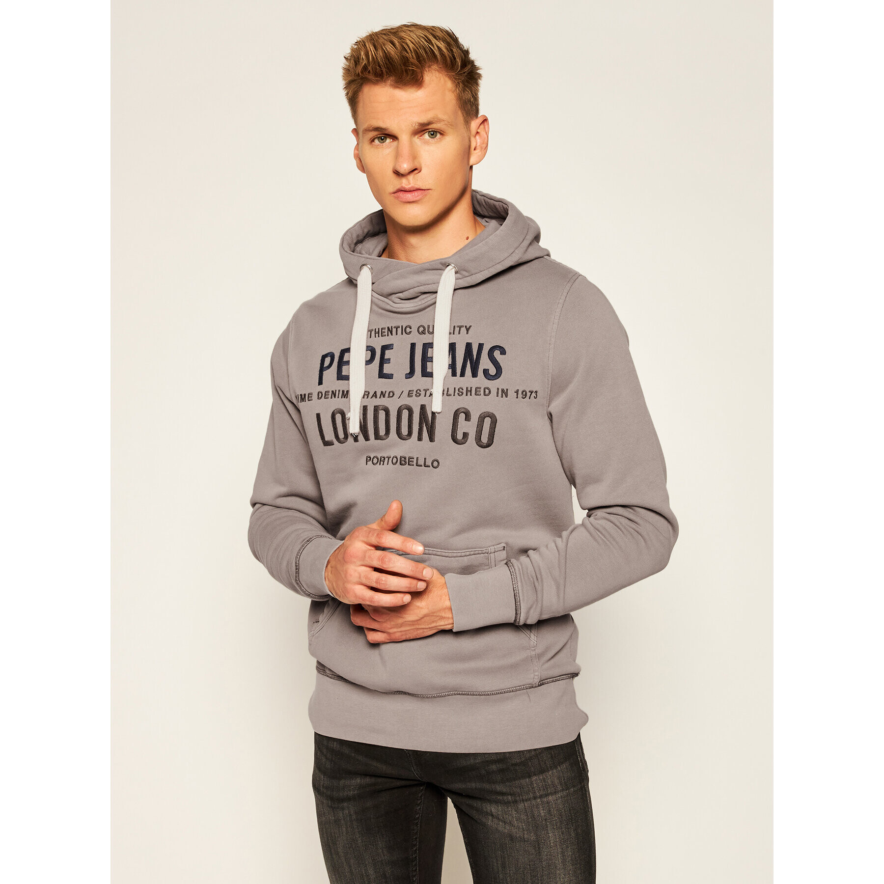 Pepe Jeans Суитшърт Neville PM581816 Сив Regular Fit - Pepit.bg