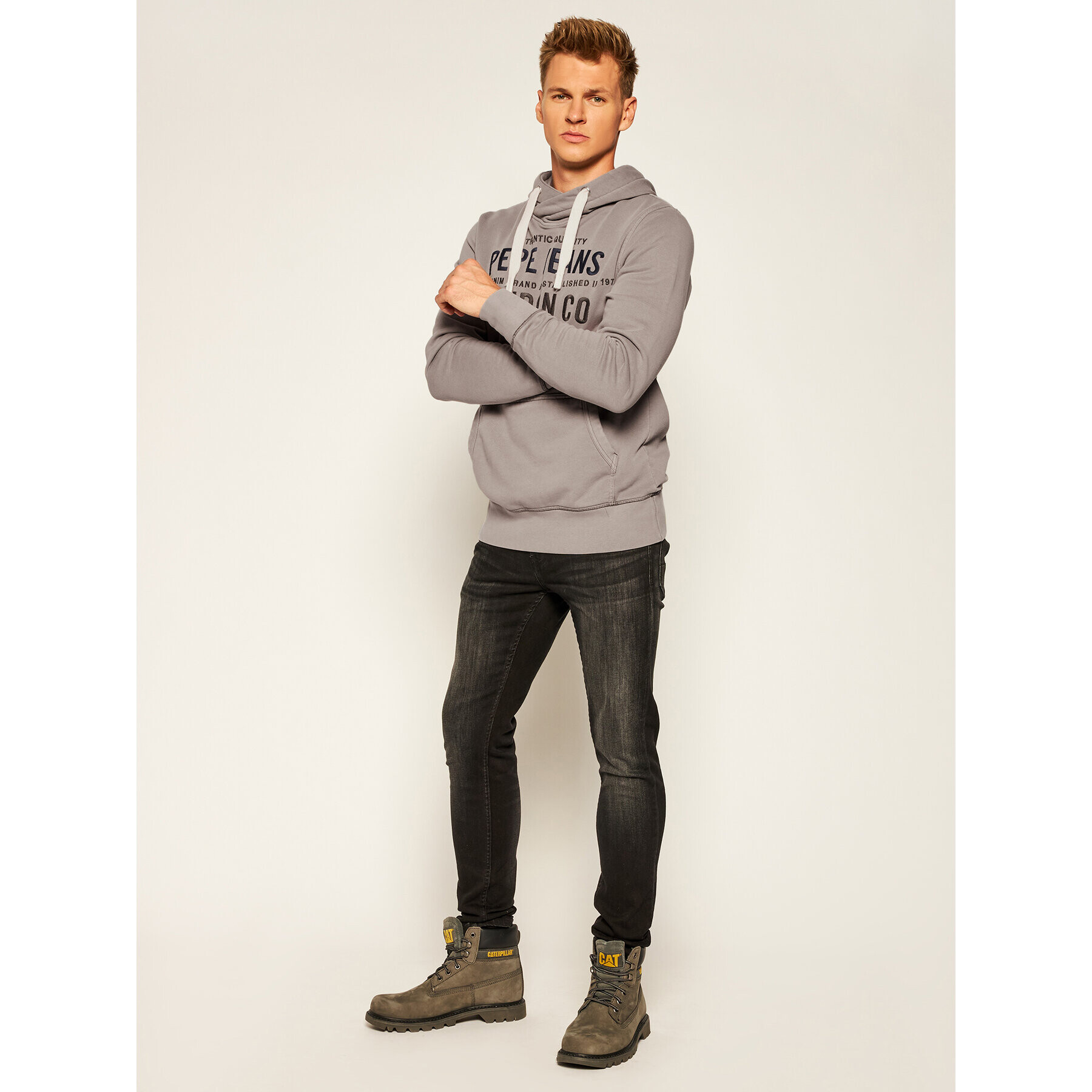 Pepe Jeans Суитшърт Neville PM581816 Сив Regular Fit - Pepit.bg