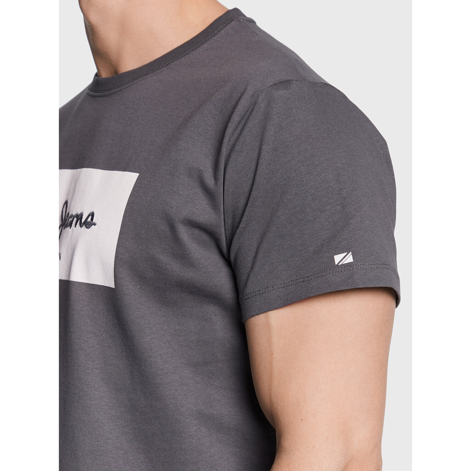 Pepe Jeans Тишърт Aaron PM508639 Сив Regular Fit - Pepit.bg