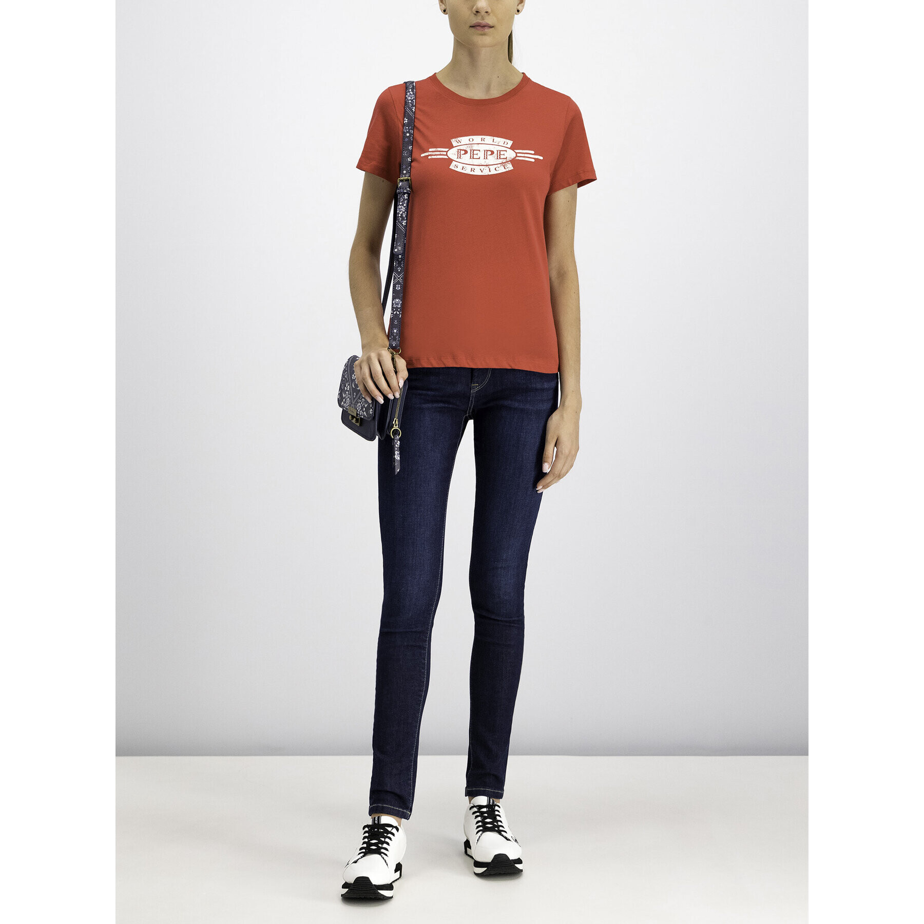 Pepe Jeans Тишърт Agnes PL504151 Червен Regular Fit - Pepit.bg