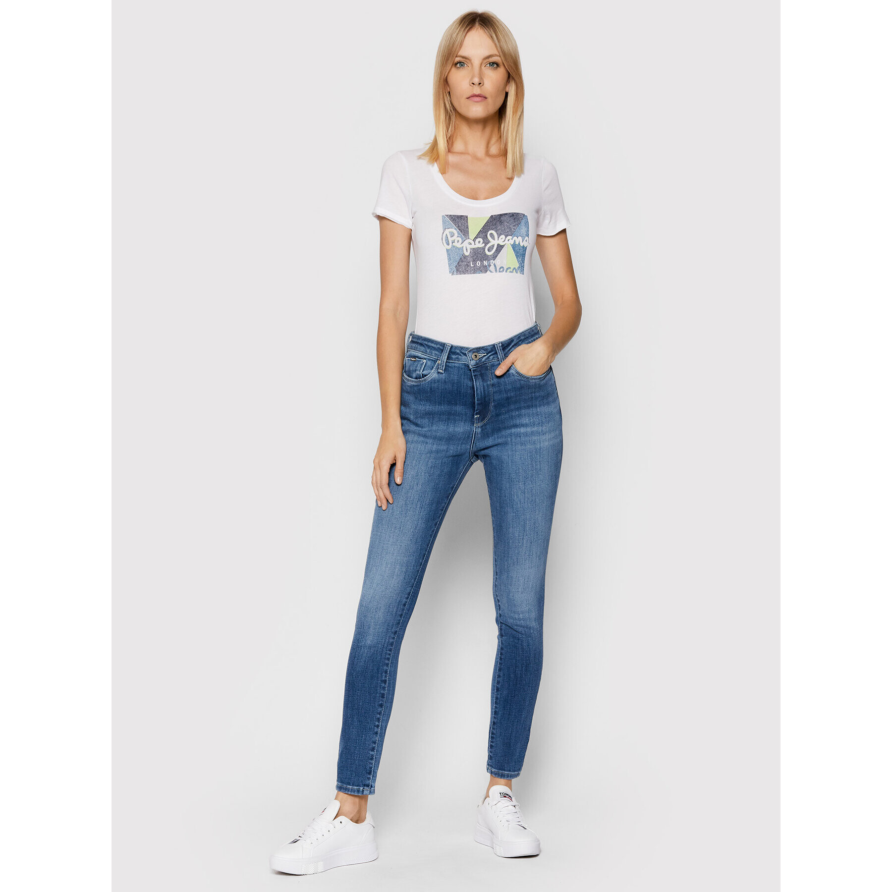 Pepe Jeans Тишърт Dafne PL505058 Бял Regular Fit - Pepit.bg
