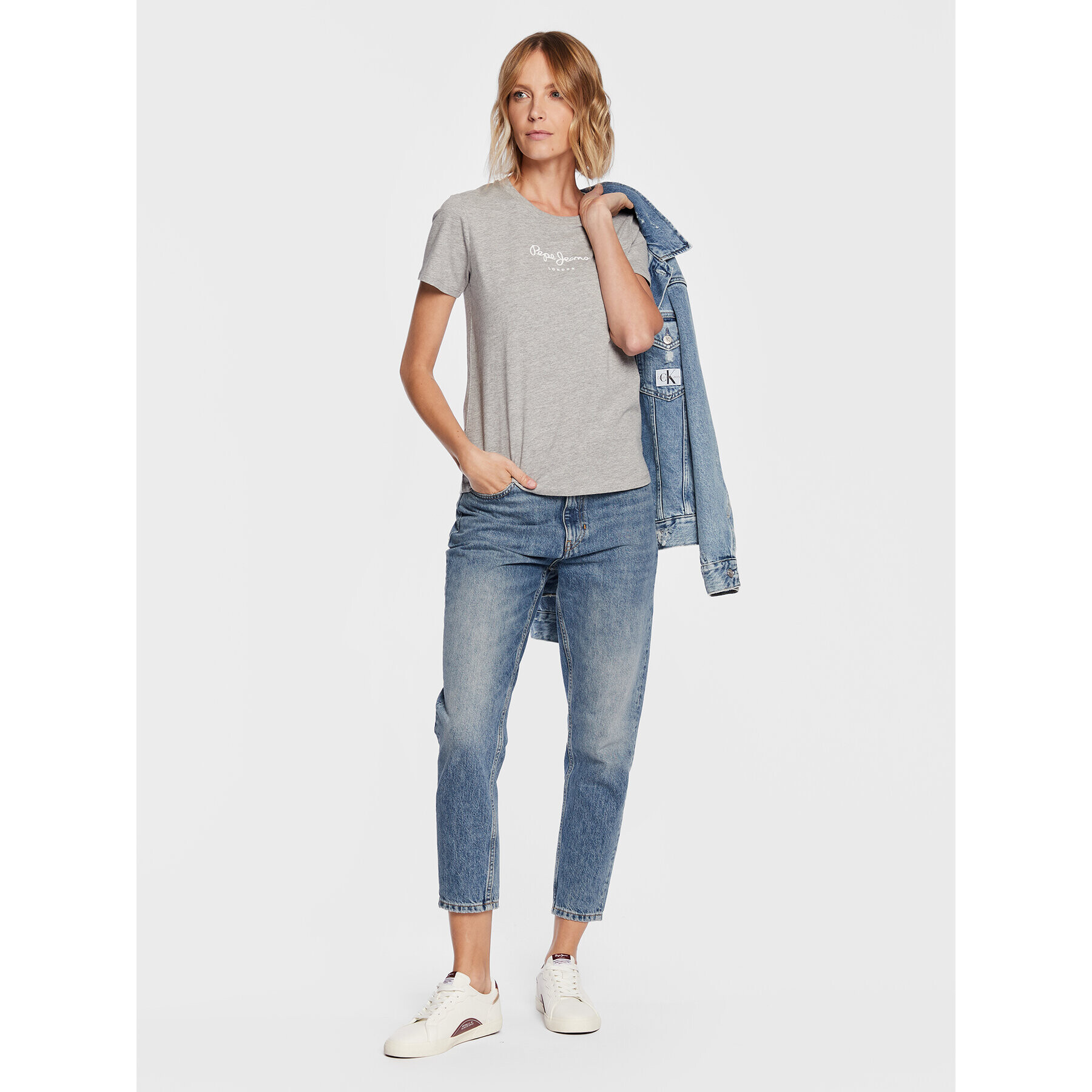 Pepe Jeans Тишърт Wendy PL505480 Сив Regular Fit - Pepit.bg