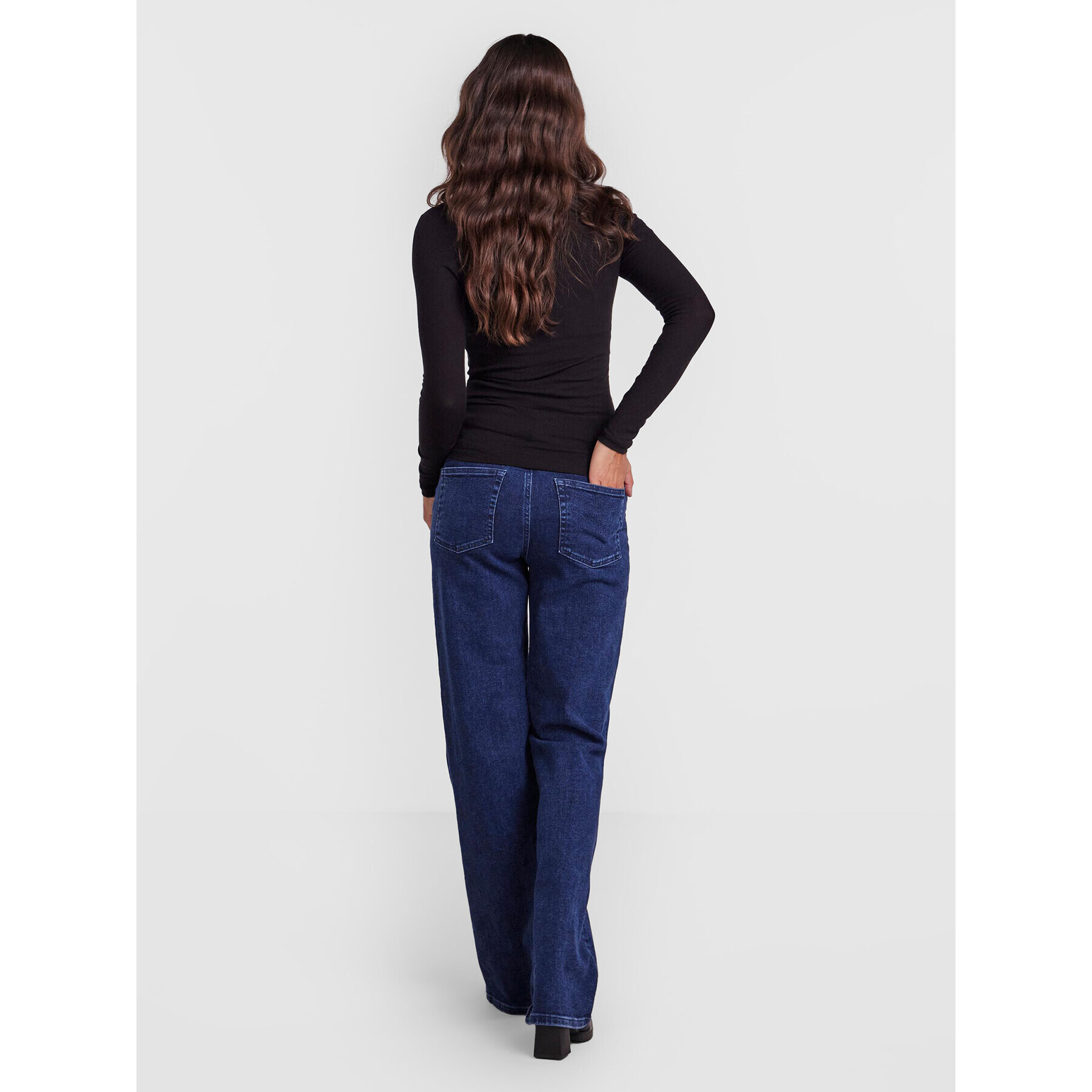 Pieces Блуза Pippi 17110548 Черен Slim Fit - Pepit.bg