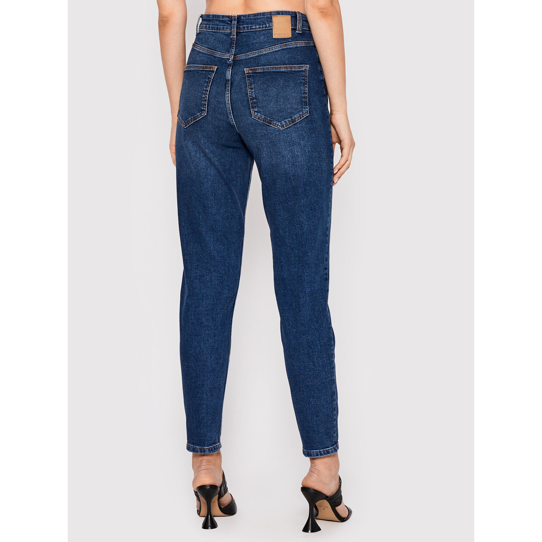 Pieces Дънки Kesia 17102087 Син Mom Fit - Pepit.bg