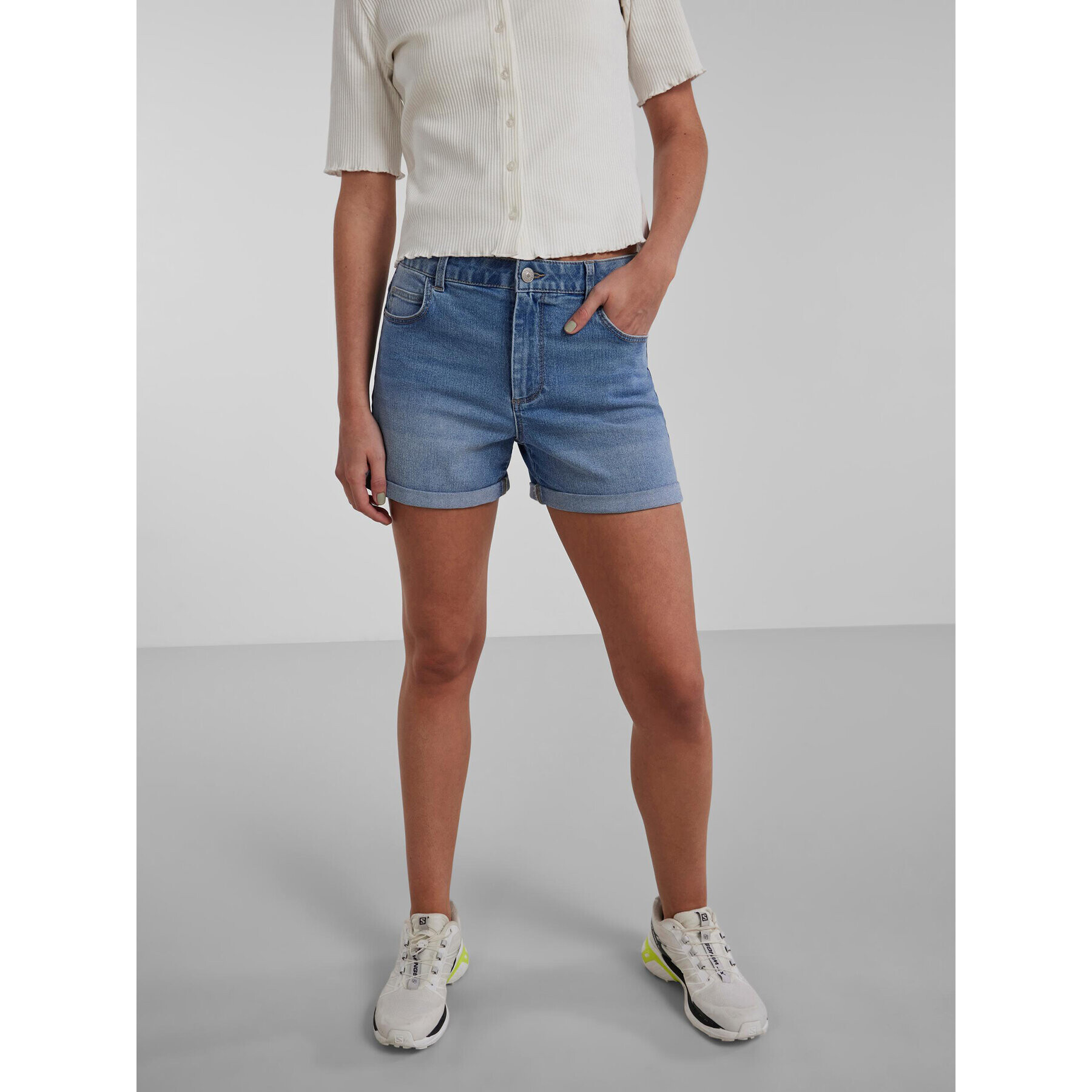 Pieces Дънкови шорти 17134166 Син Regular Fit - Pepit.bg
