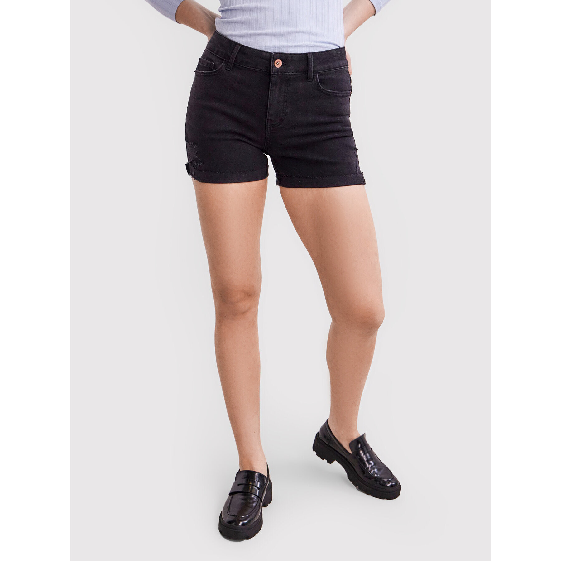 Pieces Дънкови шорти Lisa 17112539 Черен Regular Fit - Pepit.bg