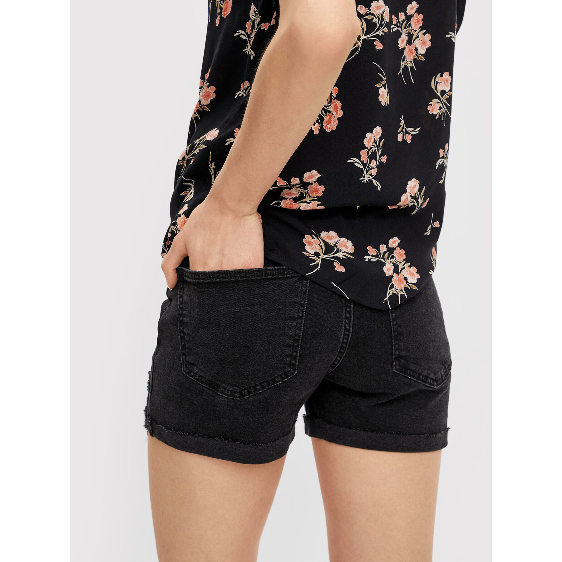 Pieces Дънкови шорти Lisa 17112539 Черен Regular Fit - Pepit.bg