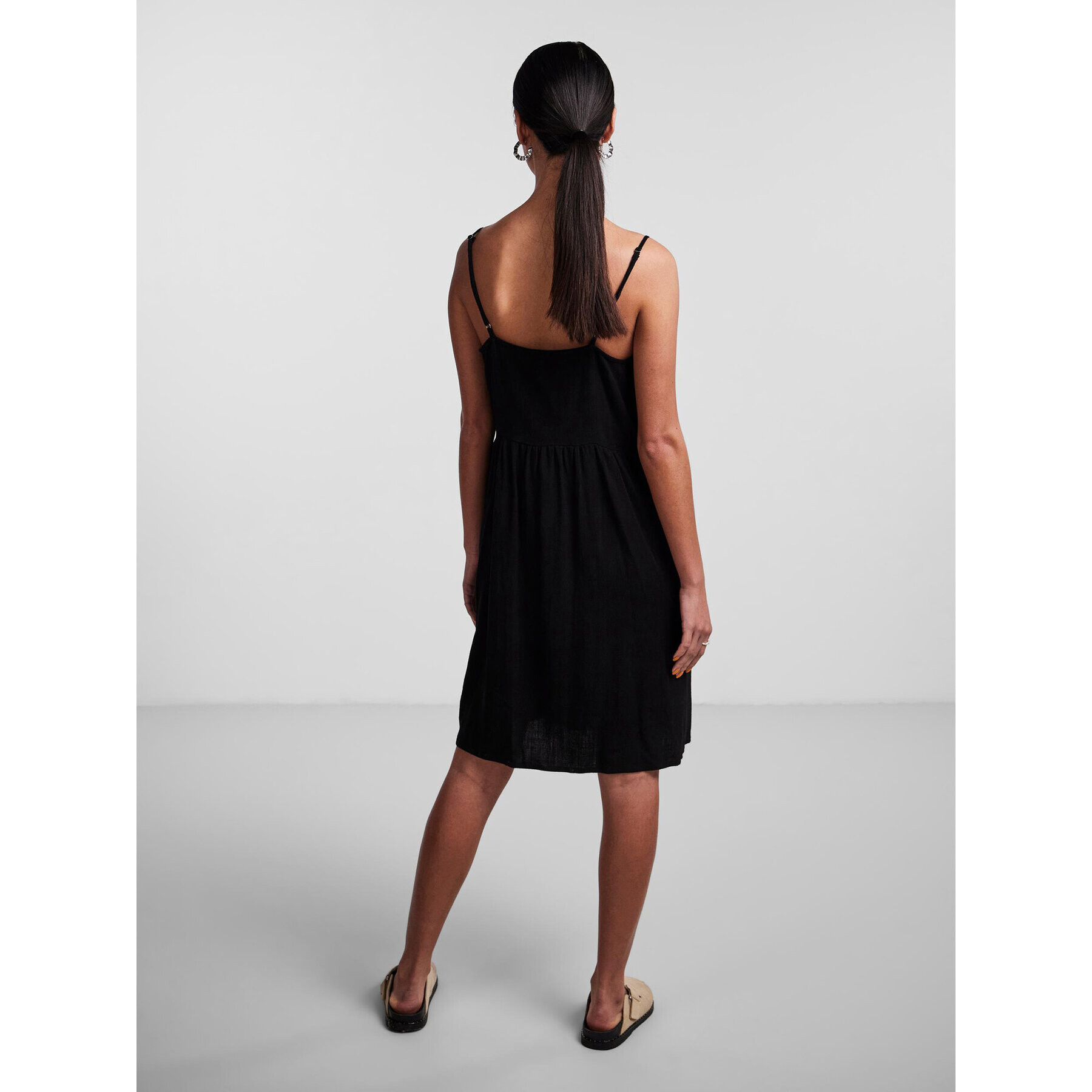 Pieces Ежедневна рокля 17132924 Черен Regular Fit - Pepit.bg