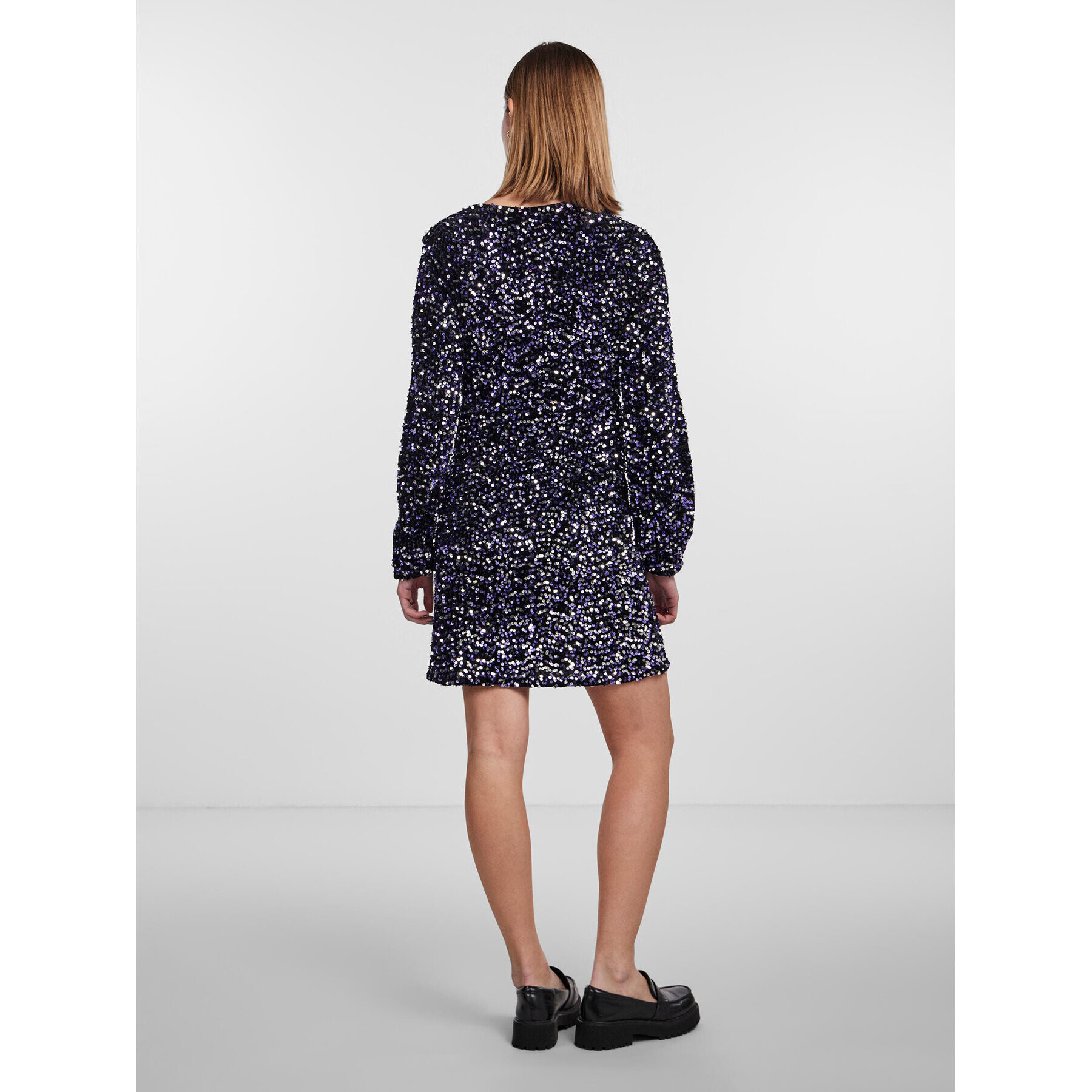 Pieces Коктейлна рокля 17133626 Черен Slim Fit - Pepit.bg