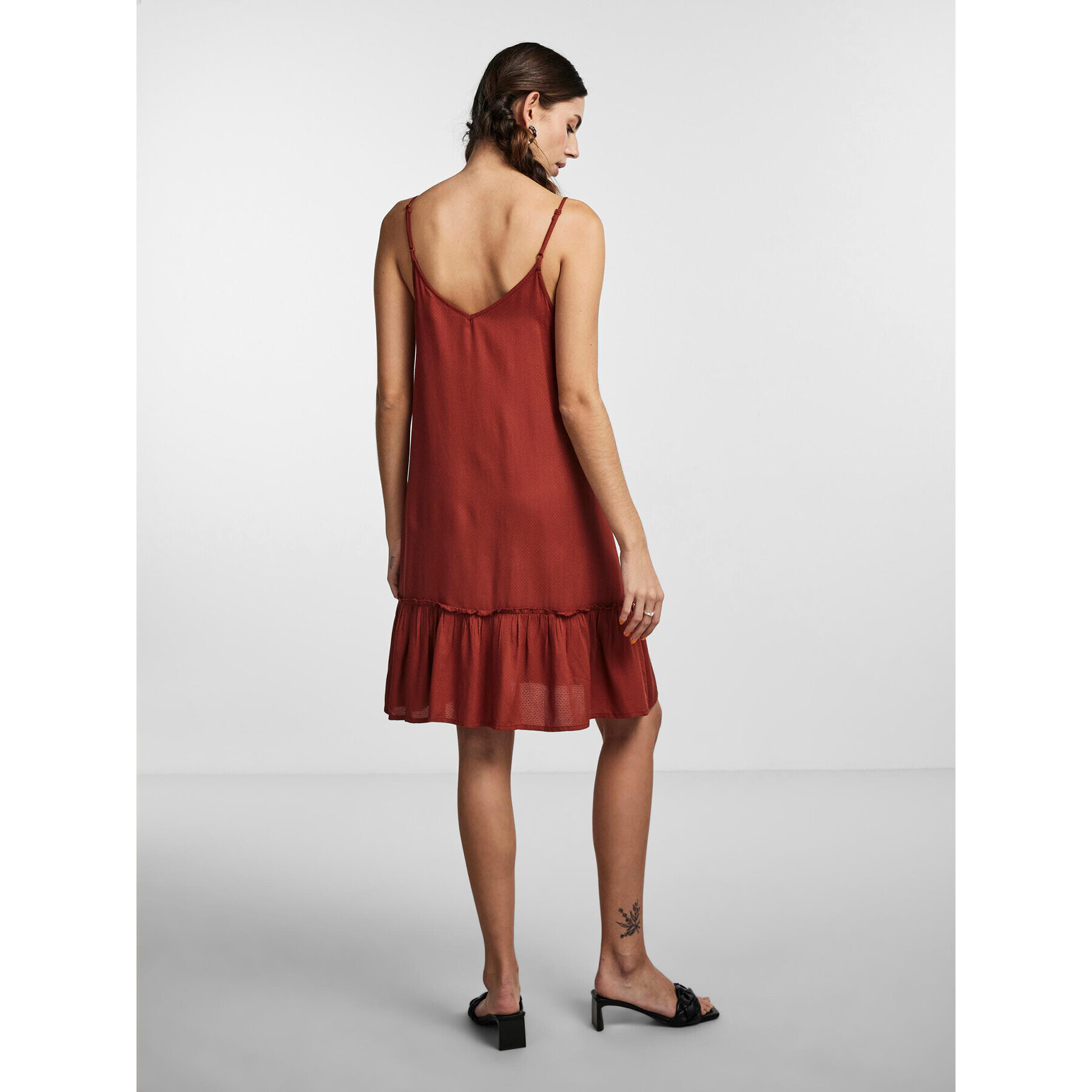 Pieces Лятна рокля 17139337 Червен Regular Fit - Pepit.bg