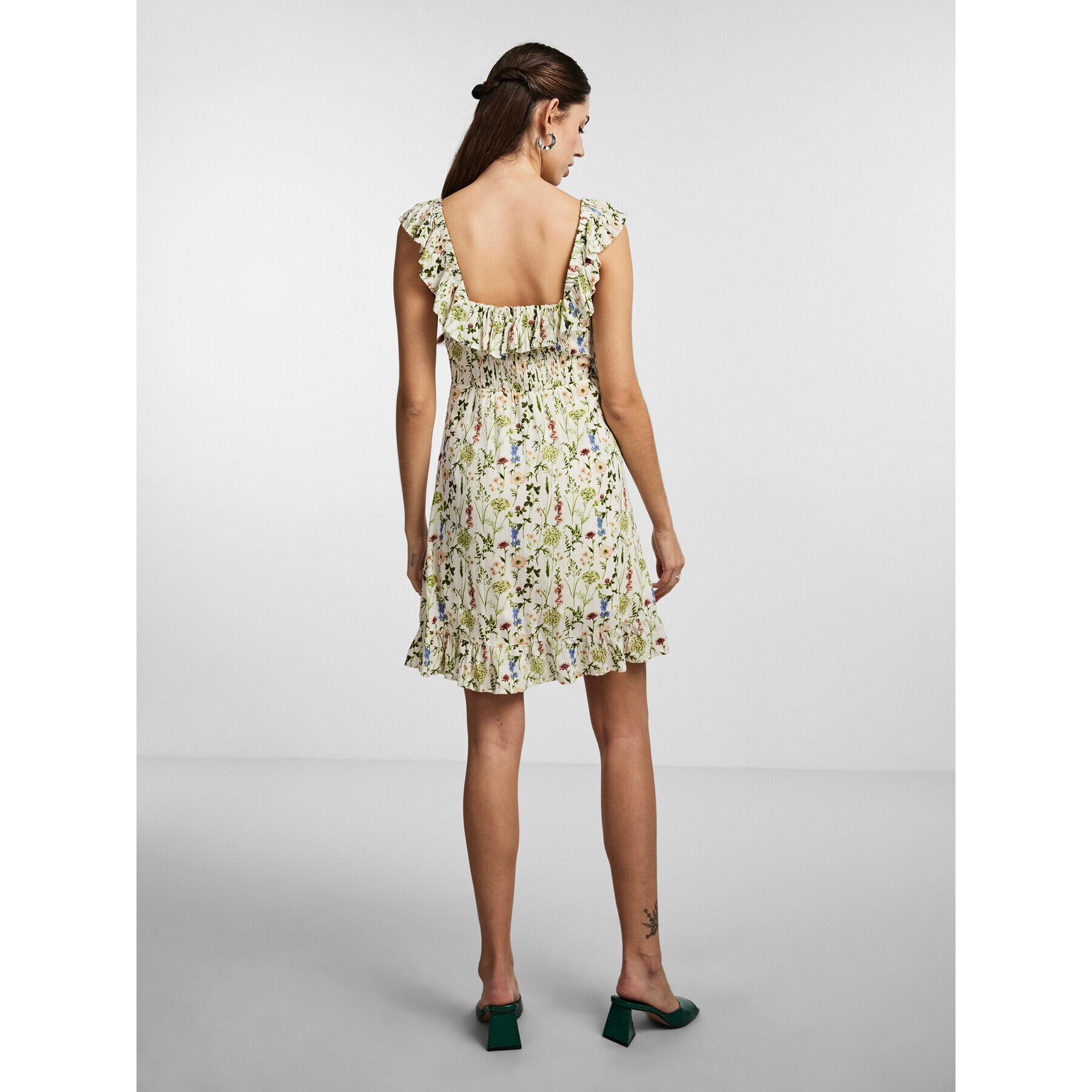 Pieces Лятна рокля 17139633 Екрю Regular Fit - Pepit.bg