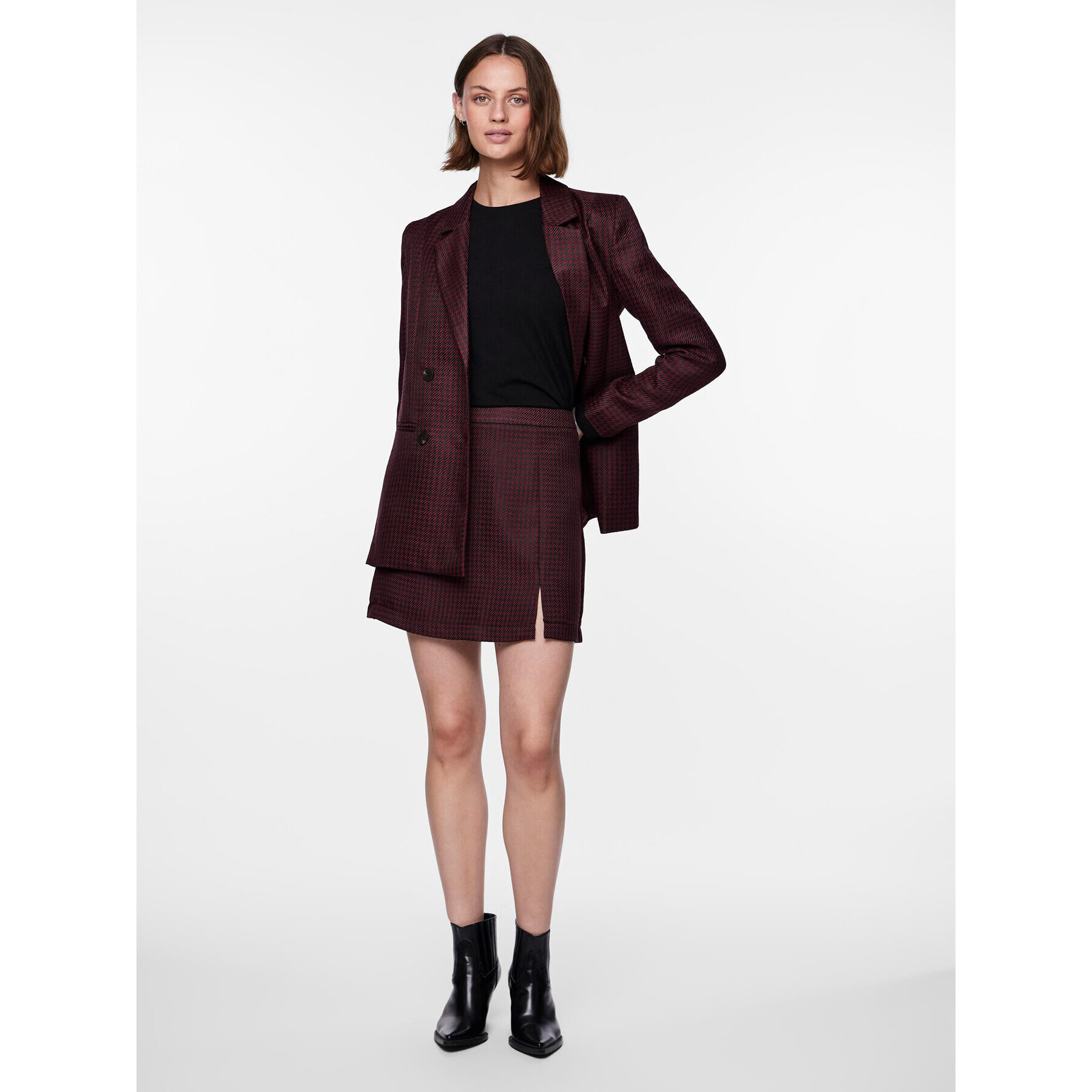 Pieces Мини пола 17142933 Бордо Regular Fit - Pepit.bg
