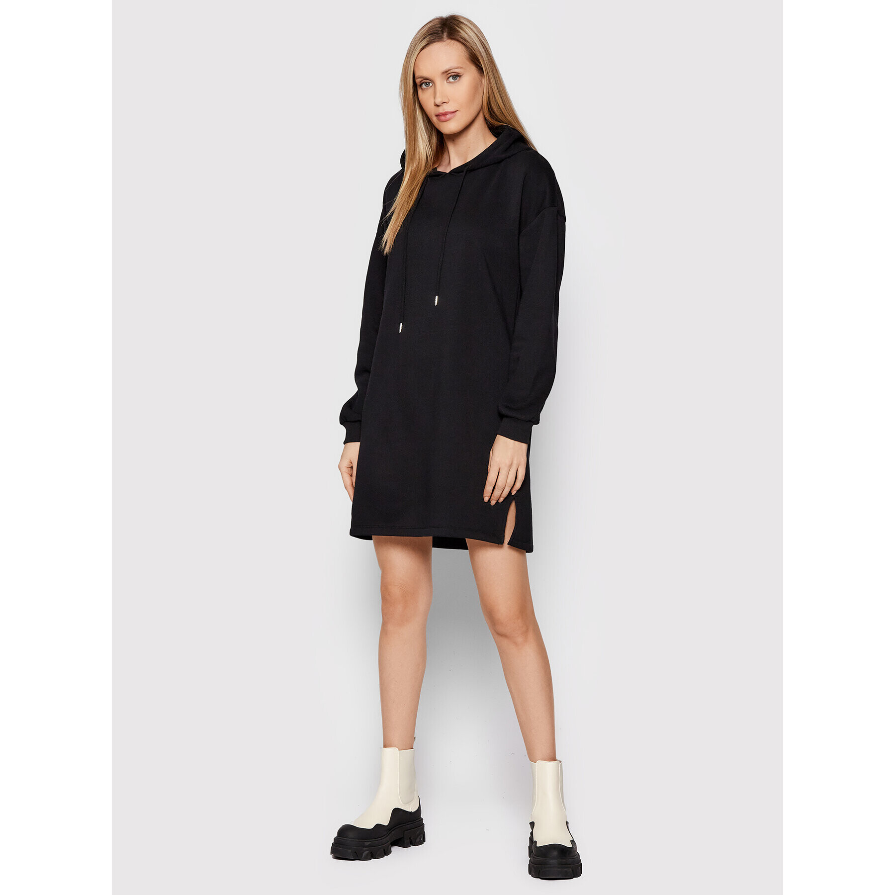 Pieces Плетена рокля Chilli 17115876 Черен Relaxed Fit - Pepit.bg