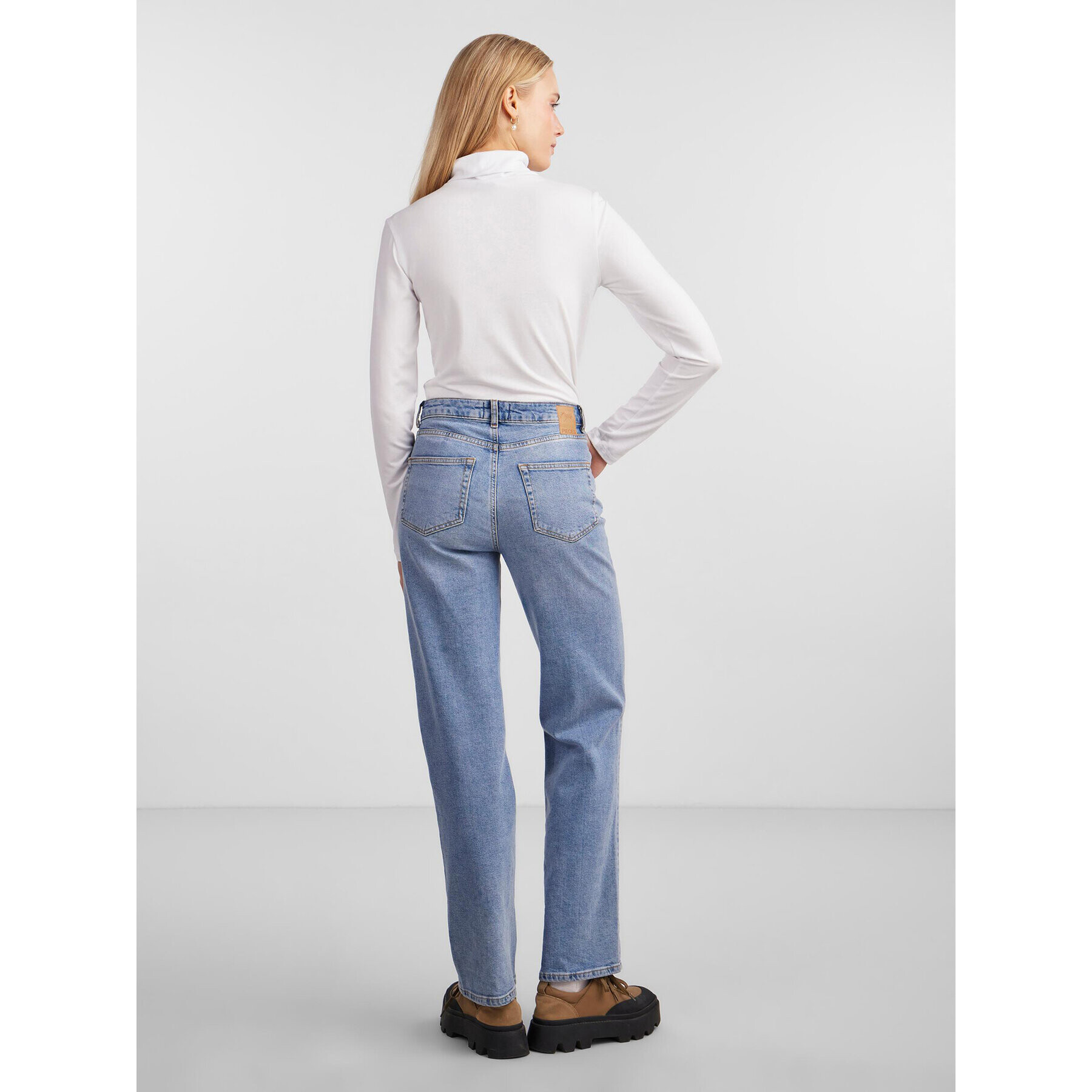 Pieces Поло 17108494 Бял Slim Fit - Pepit.bg