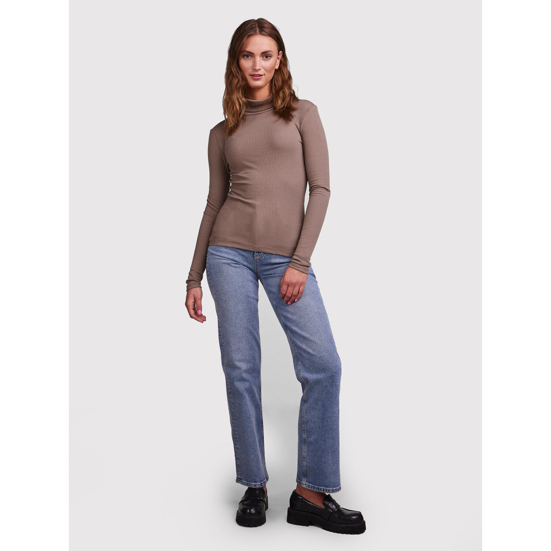 Pieces Поло Kitte 17127241 Кафяв Slim Fit - Pepit.bg