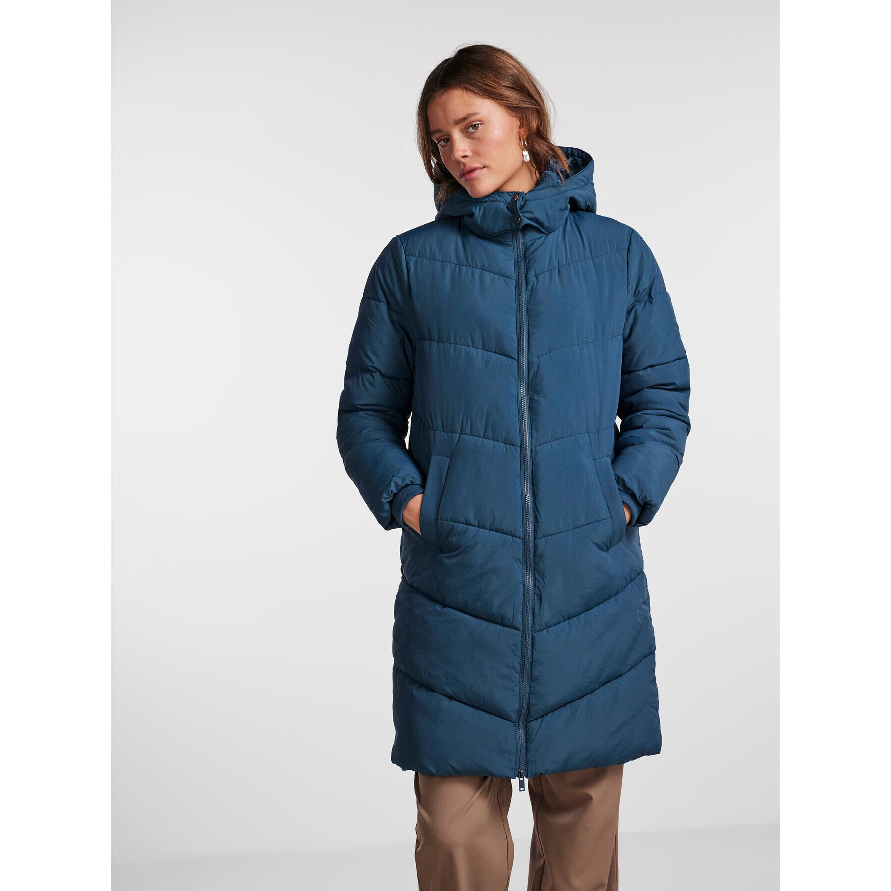 Pieces Пухено яке 17126619 Син Oversize - Pepit.bg