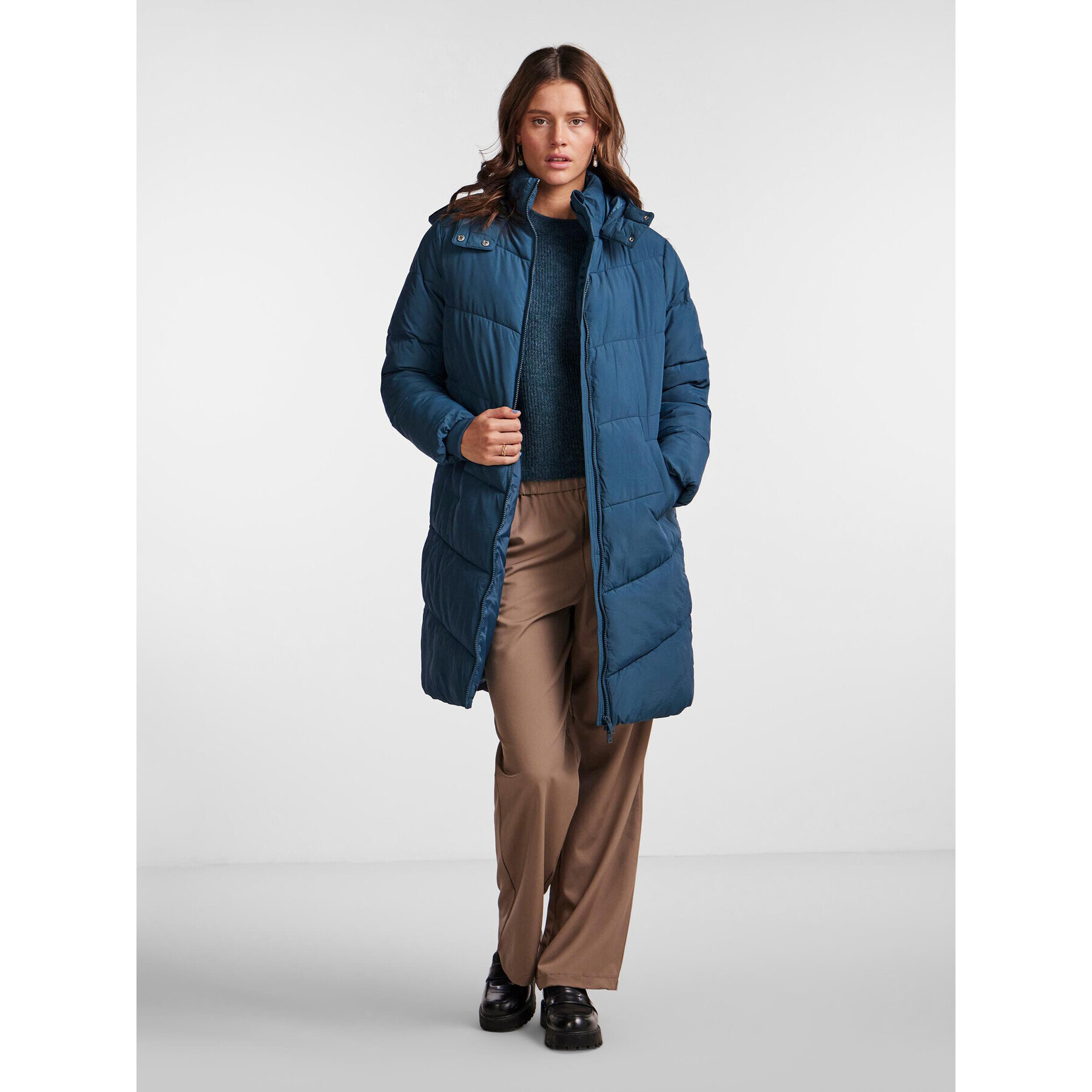 Pieces Пухено яке 17126619 Син Oversize - Pepit.bg