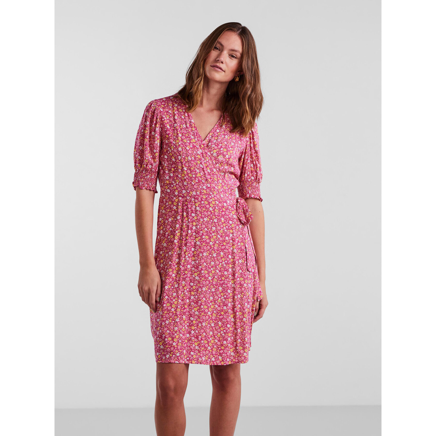 Pieces Ежедневна рокля 17133694 Розов Regular Fit - Pepit.bg