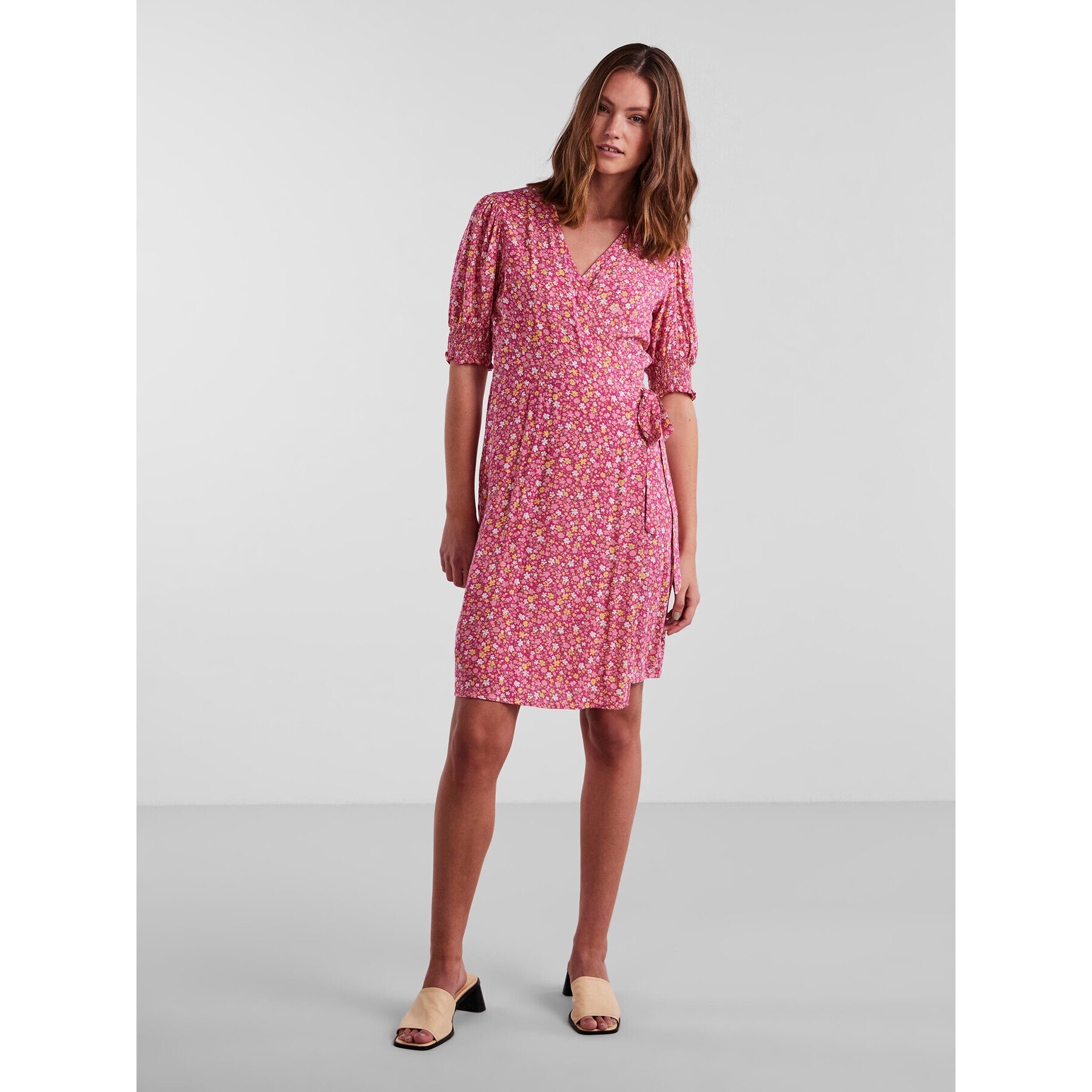 Pieces Ежедневна рокля 17133694 Розов Regular Fit - Pepit.bg