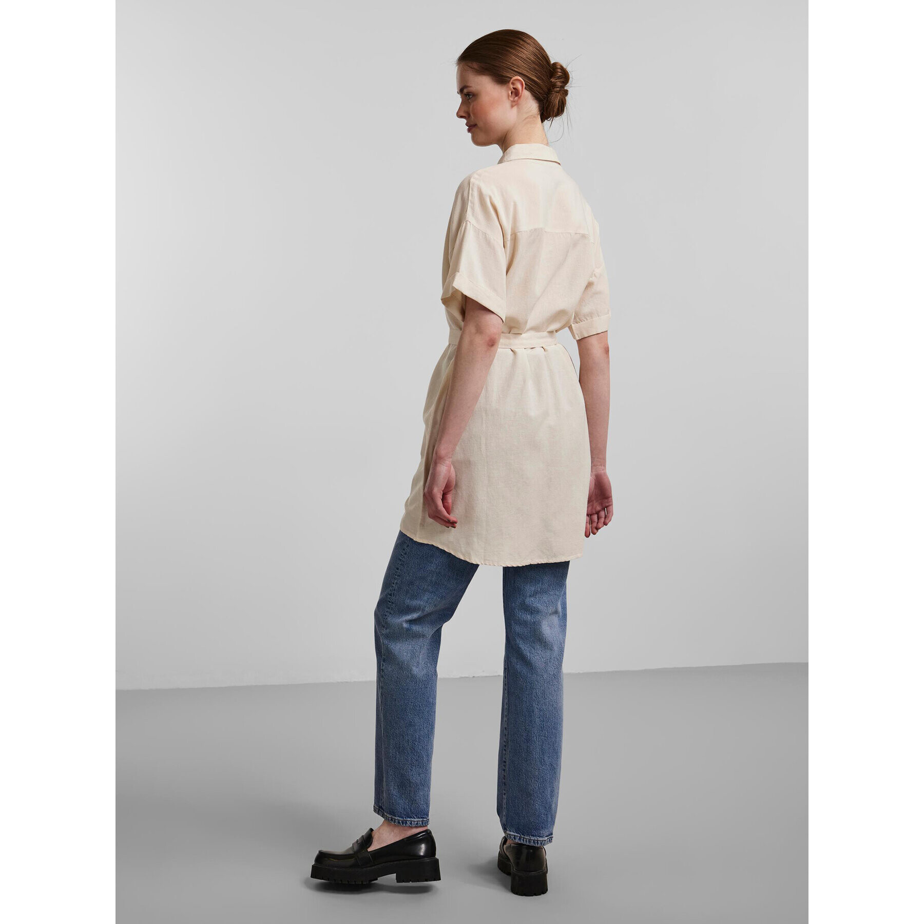 Pieces Рокля тип риза Sunna 17126580 Бежов Regular Fit - Pepit.bg