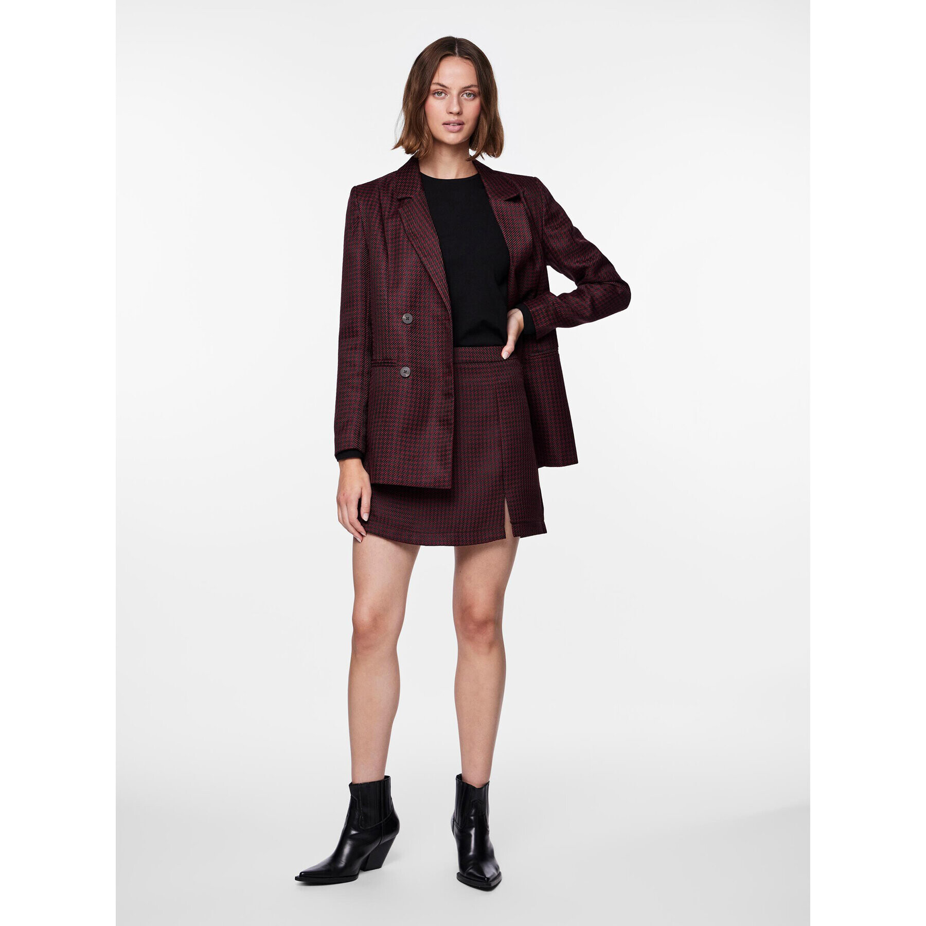 Pieces Сако 17139154 Бордо Regular Fit - Pepit.bg