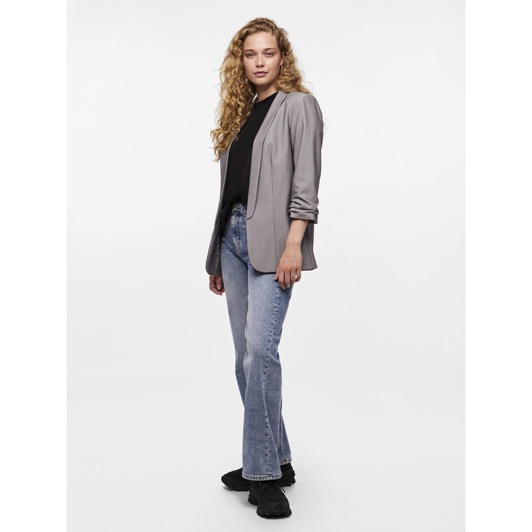Pieces Сако Bosella 17090996 Сив Regular Fit - Pepit.bg