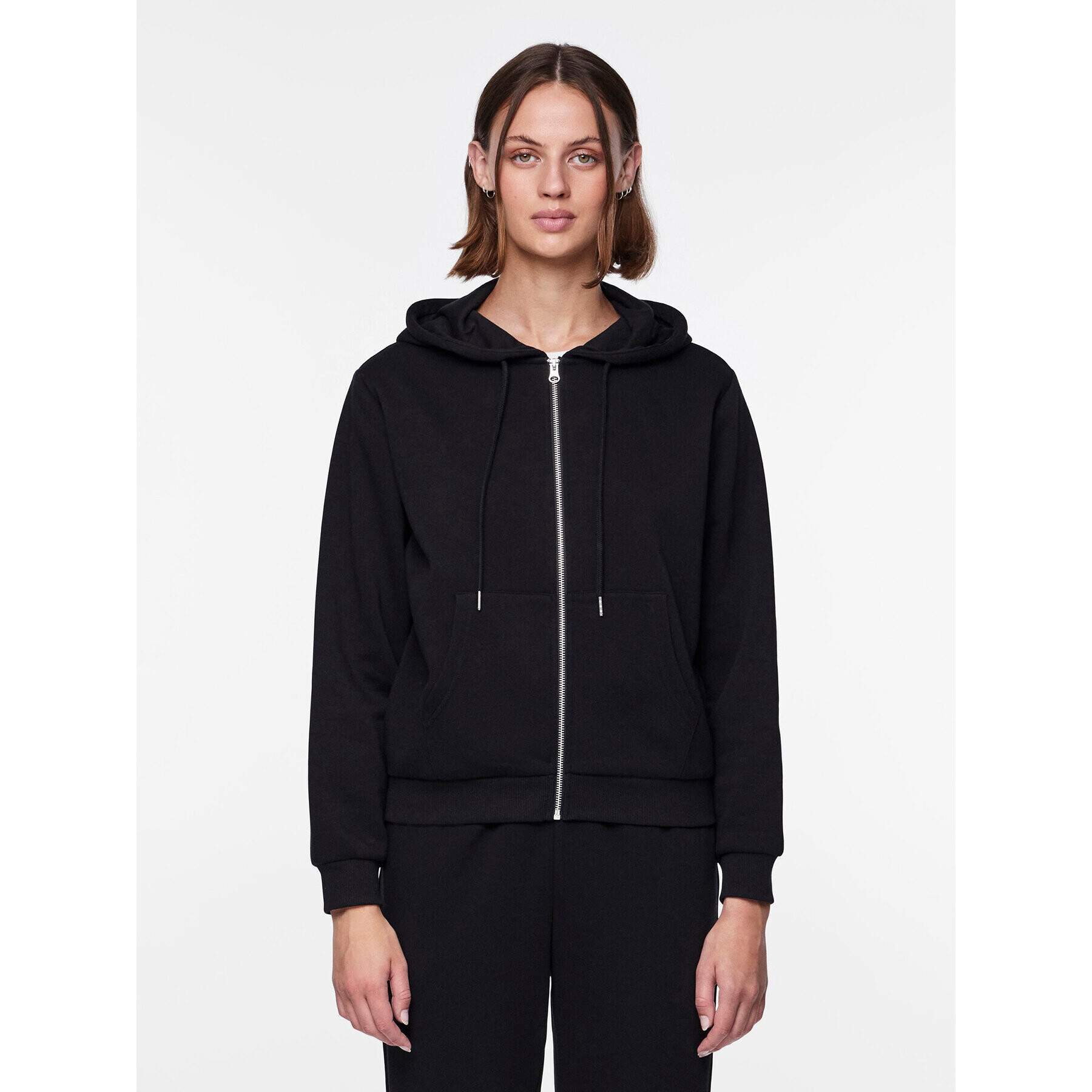 Pieces Суитшърт 17140741 Черен Regular Fit - Pepit.bg