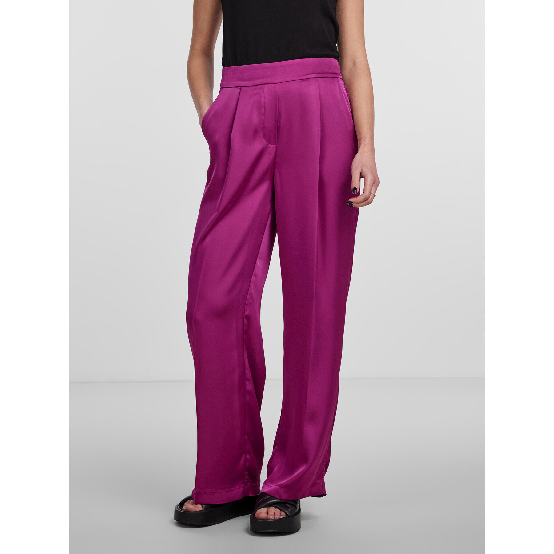 Pieces Текстилни панталони 17143555 Виолетов Wide Leg - Pepit.bg