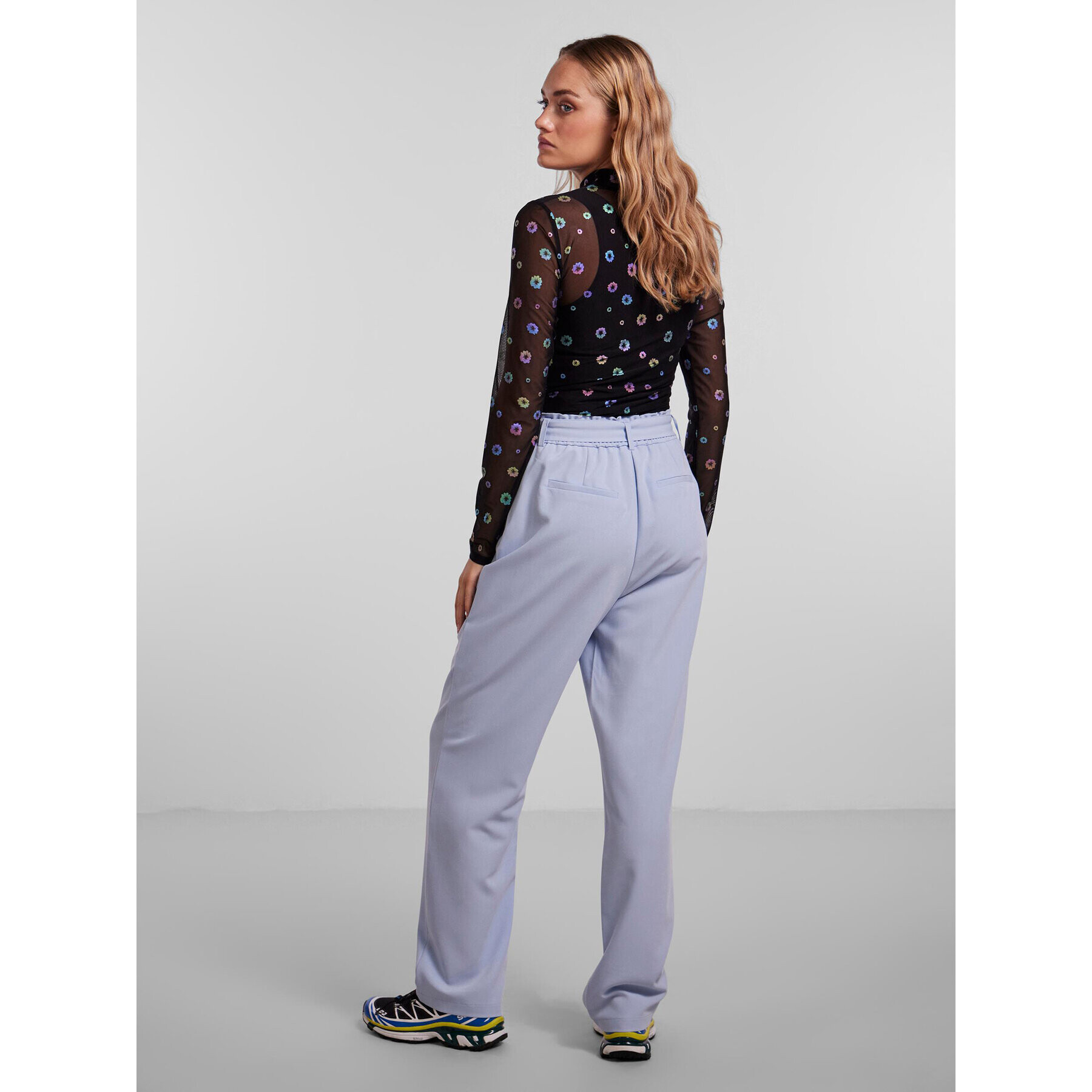 Pieces Текстилни панталони Boss 17133543 Син Straight Fit - Pepit.bg