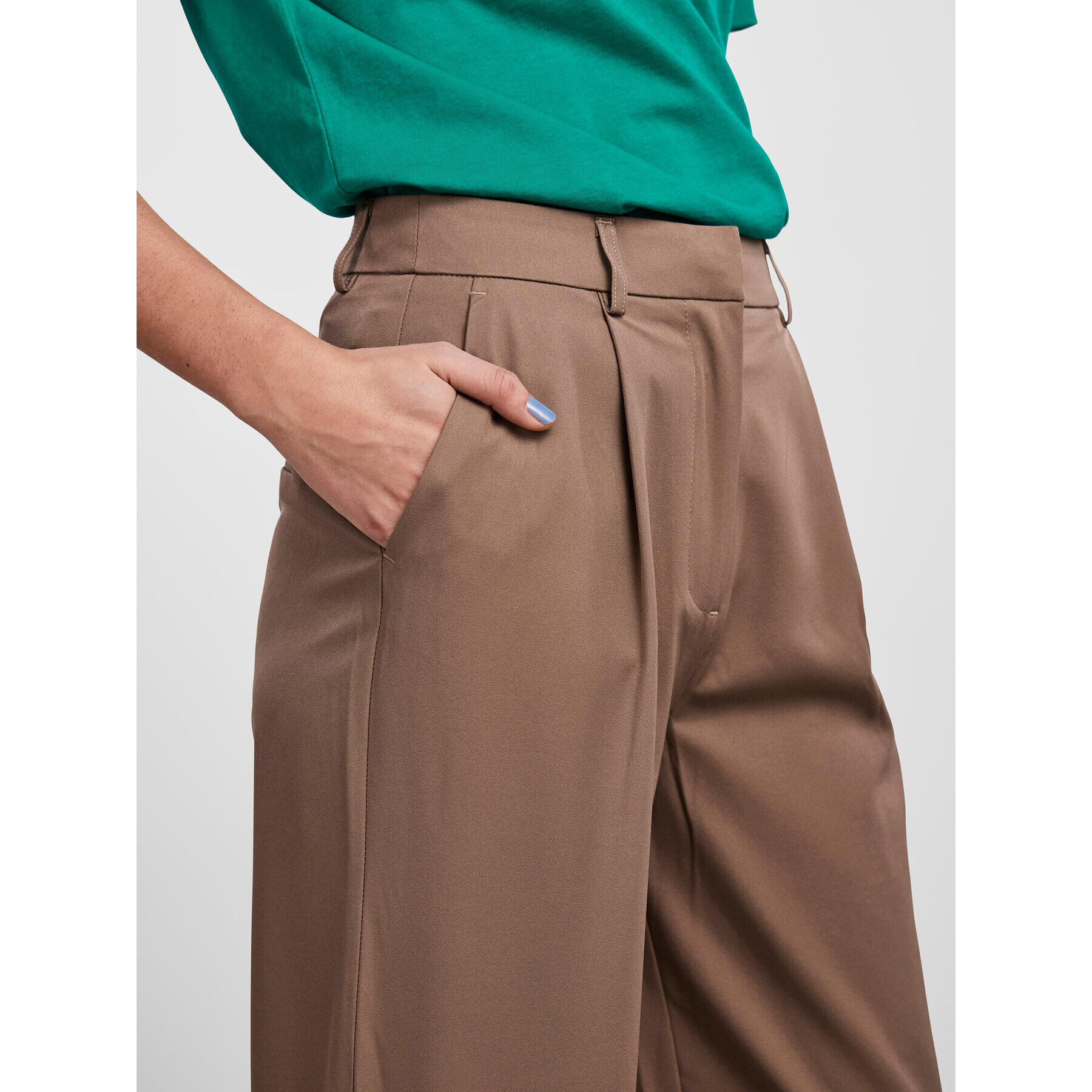 Pieces Текстилни панталони Size 17124525 Кафяв Regular Fit - Pepit.bg