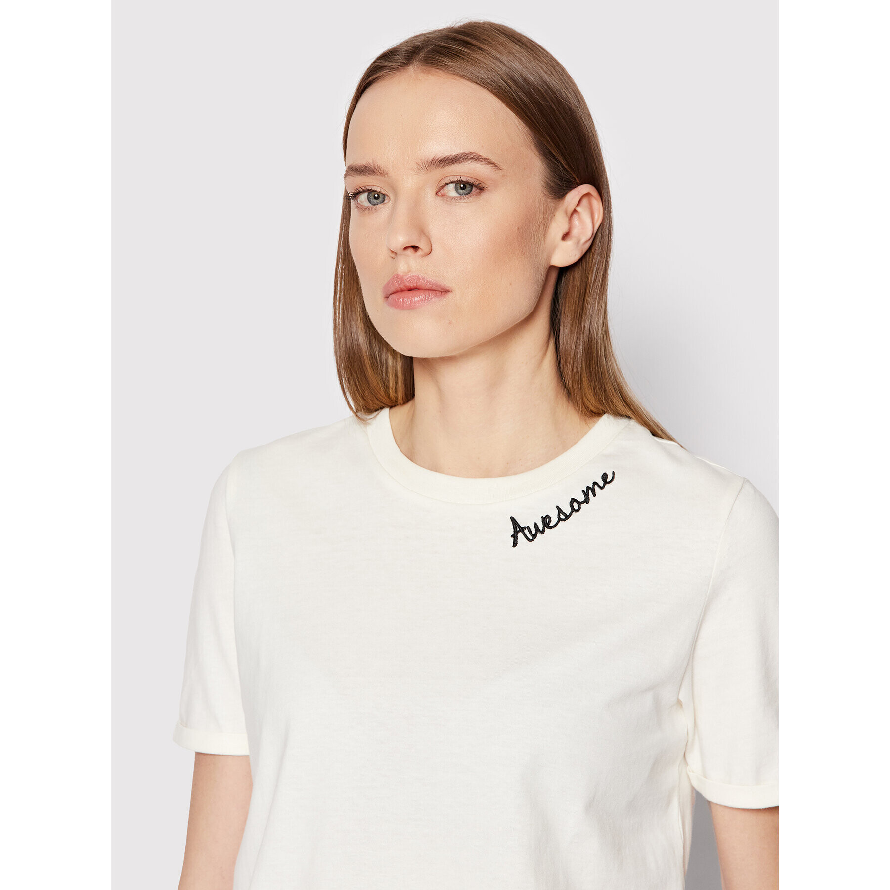 Pieces Тишърт Velune 17124346 Бял Relaxed Fit - Pepit.bg