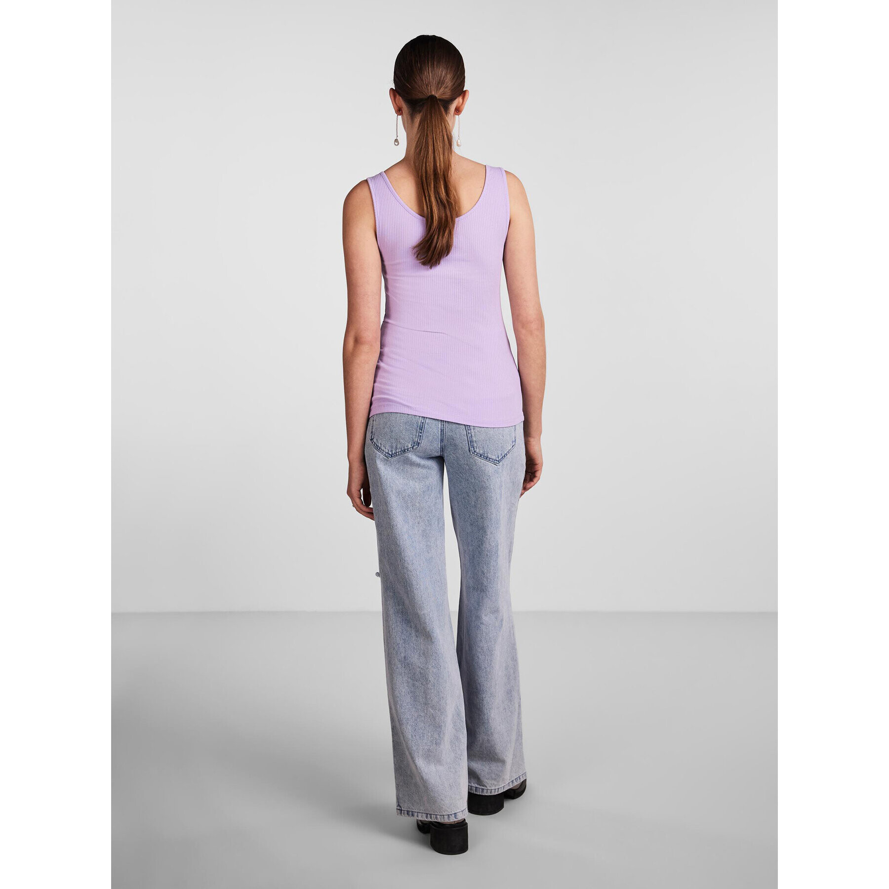 Pieces топ 17101438 Виолетов Slim Fit - Pepit.bg
