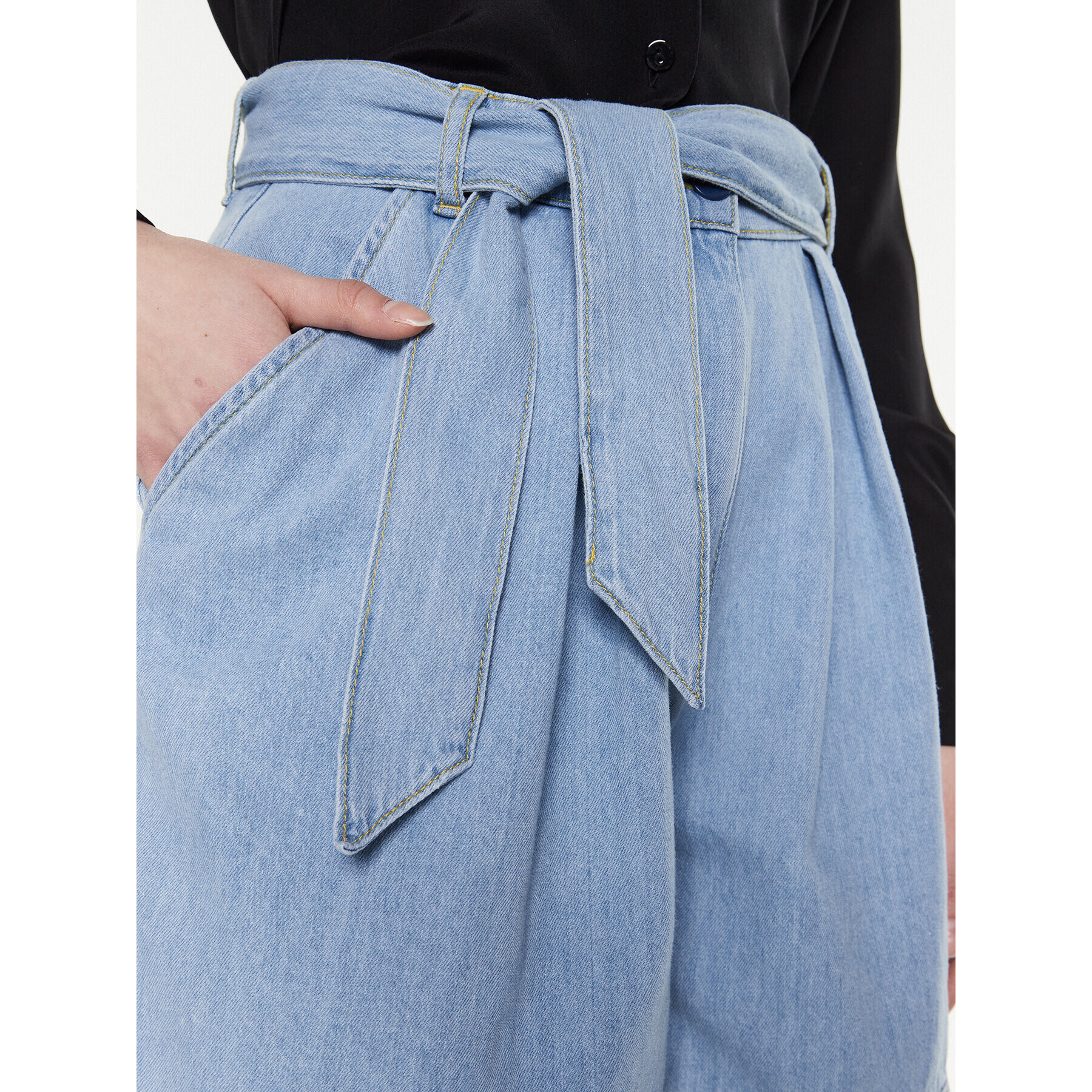 Pinko Дънкови шорти 100701 A0MM Син Relaxed Fit - Pepit.bg